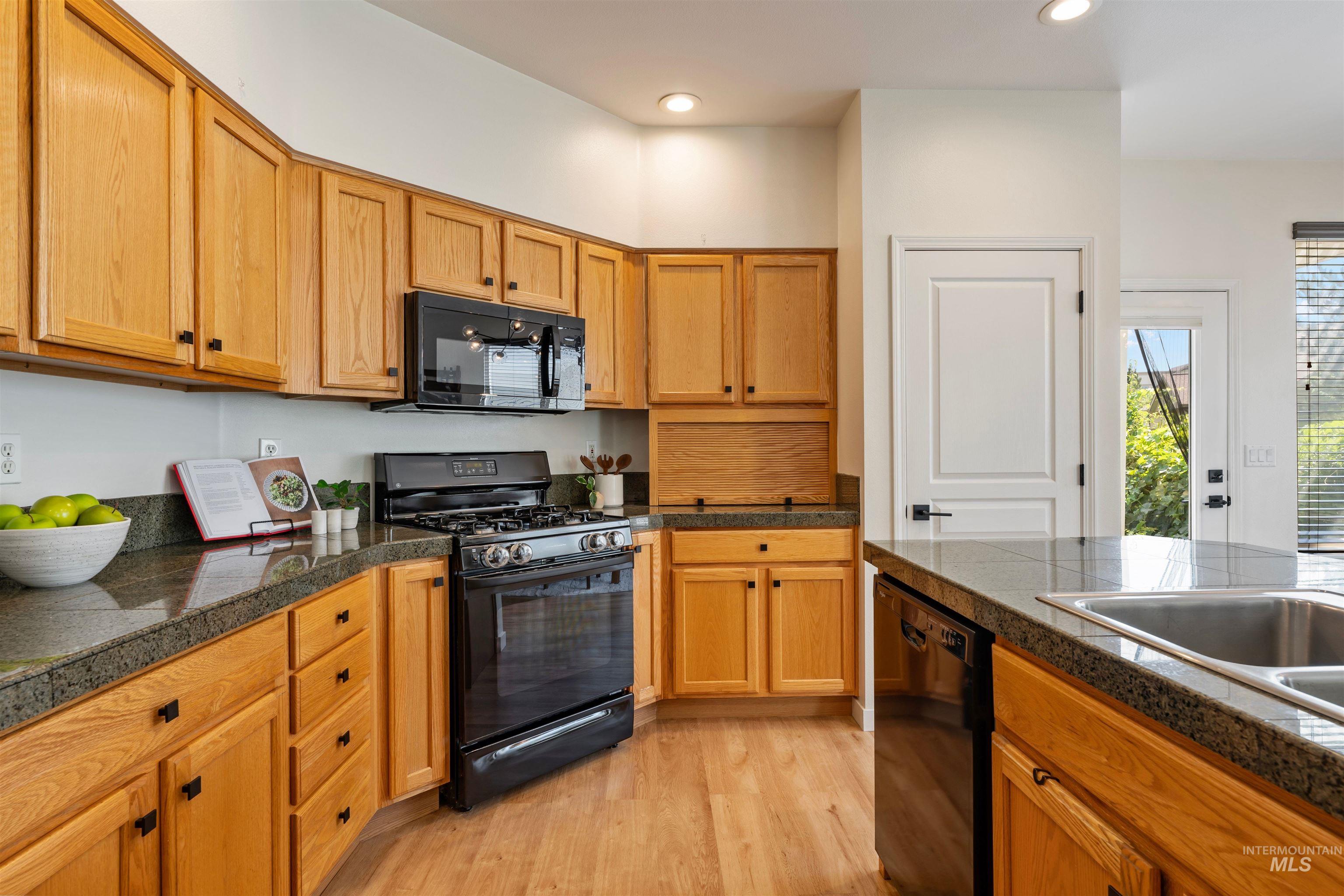 3872 S. Mill Site Ave., Boise, Idaho 83716, 3 Bedrooms, 2.5 Bathrooms, Residential For Sale, Price $699,500, 98998777