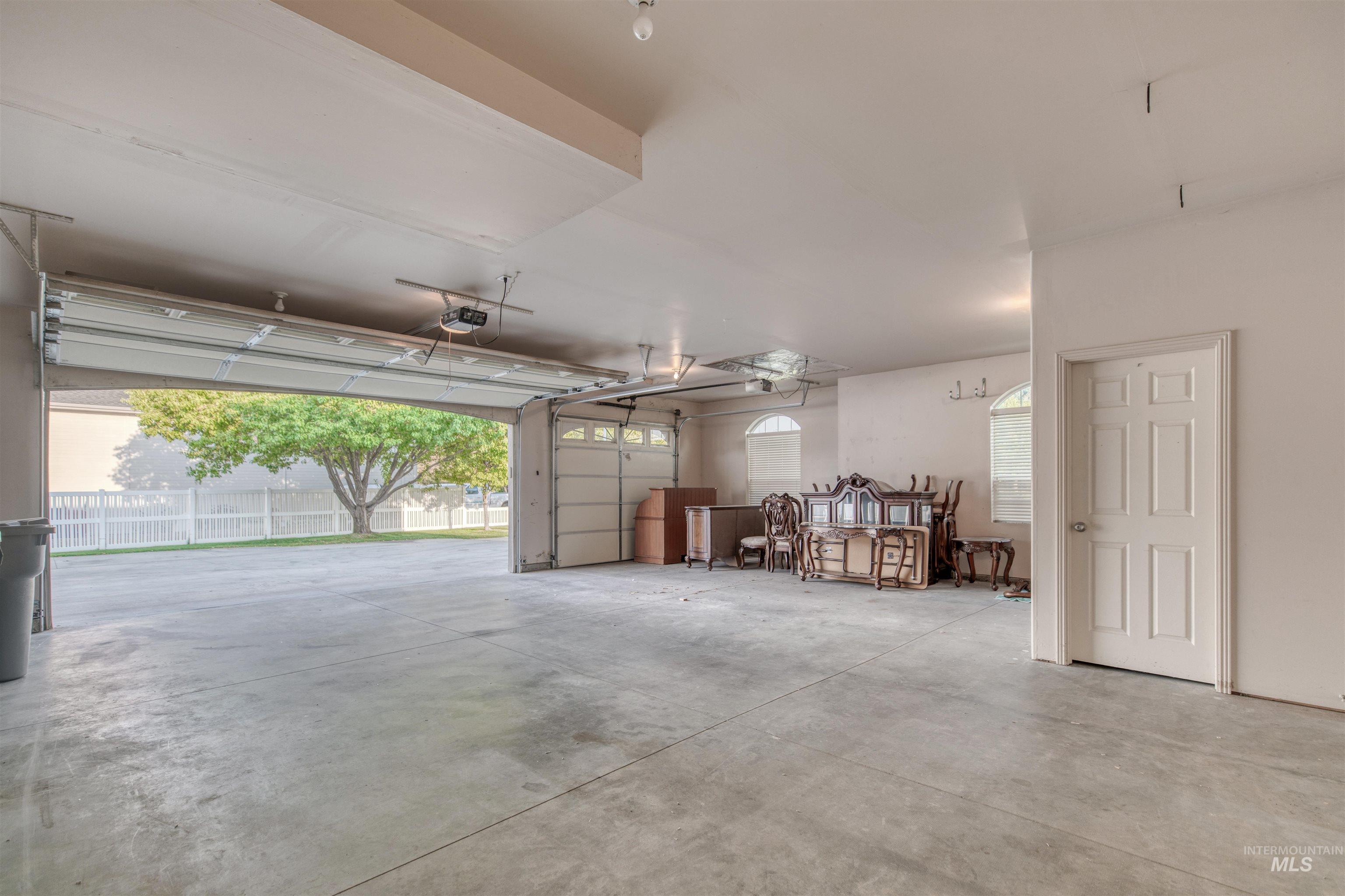 7602 E Charismatic St, Nampa, Idaho 83687, 4 Bedrooms, 3 Bathrooms, Residential For Sale, Price $1,000,000, 98998779