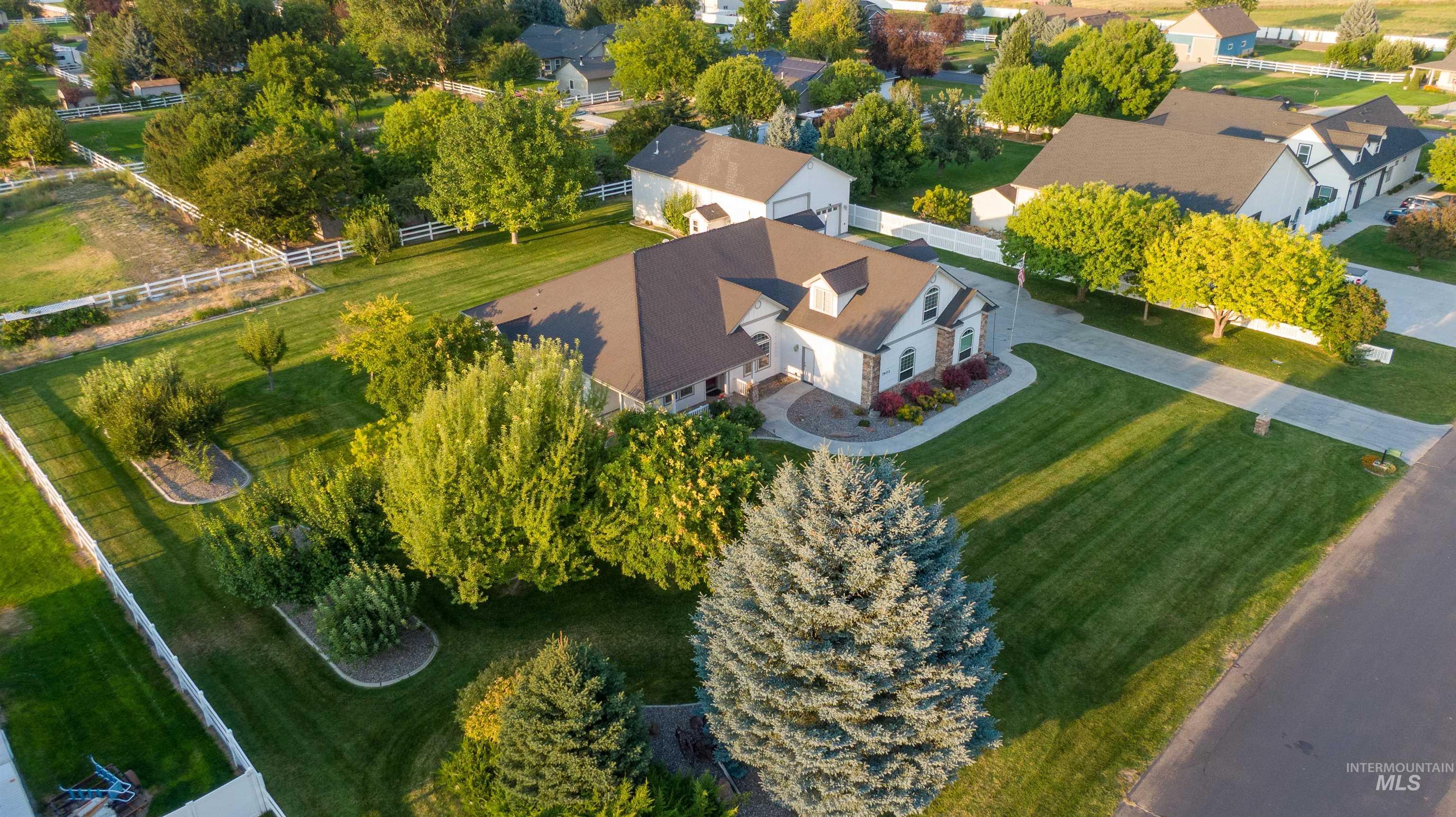 7602 E Charismatic St, Nampa, Idaho 83687, 4 Bedrooms, 3 Bathrooms, Residential For Sale, Price $1,000,000, 98998779