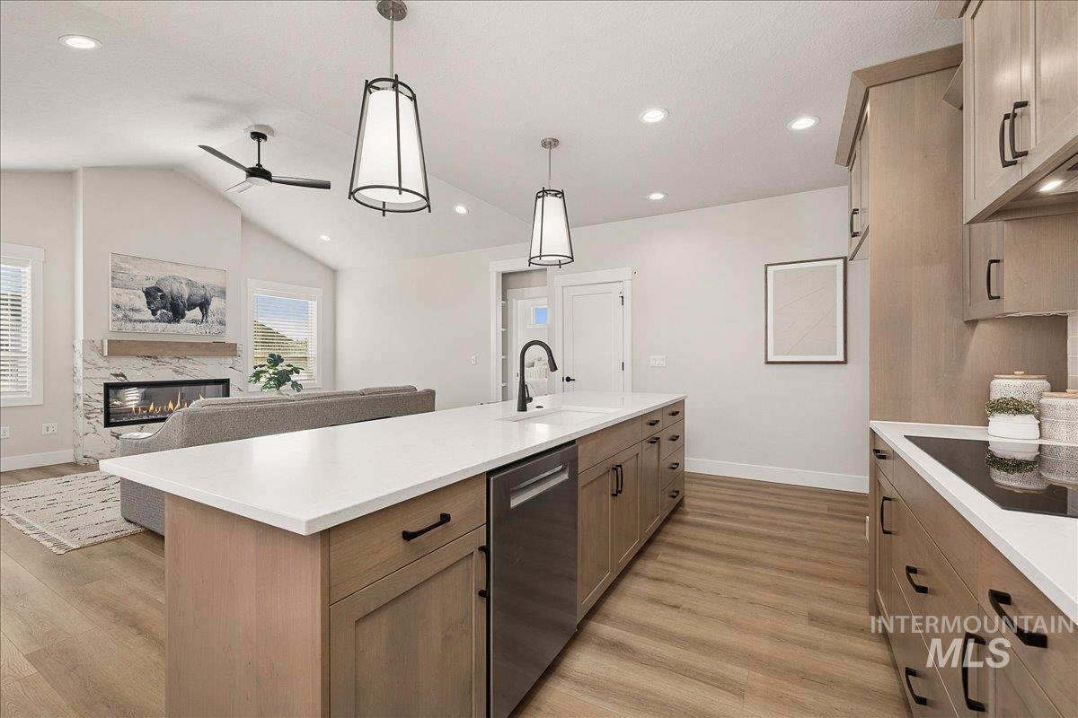 410 S Radiator Way, Boise, Idaho 83716, 3 Bedrooms, 2 Bathrooms, Residential For Sale, Price $500,000, 98998780