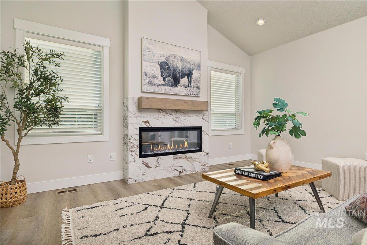 410 S Radiator Way, Boise, Idaho 83716, 3 Bedrooms, 2 Bathrooms, Residential For Sale, Price $500,000, 98998780
