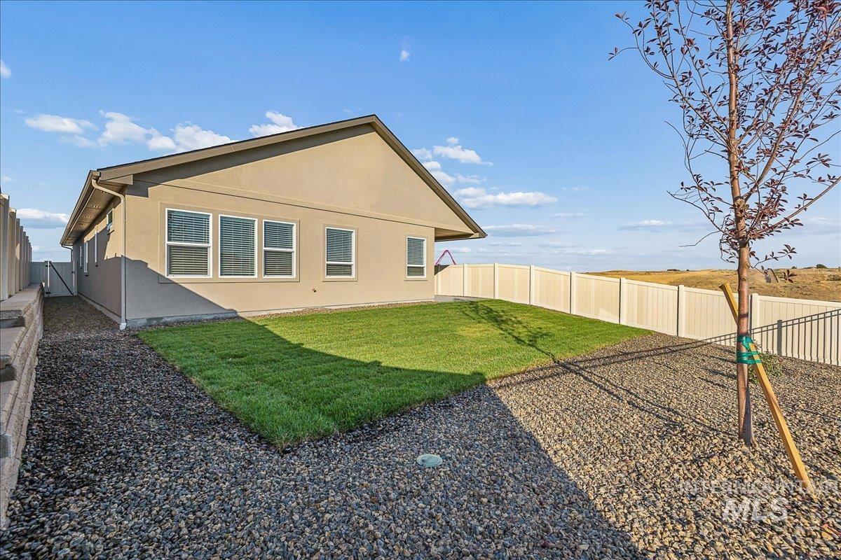 410 S Radiator Way, Boise, Idaho 83716, 3 Bedrooms, 2 Bathrooms, Residential For Sale, Price $500,000, 98998780