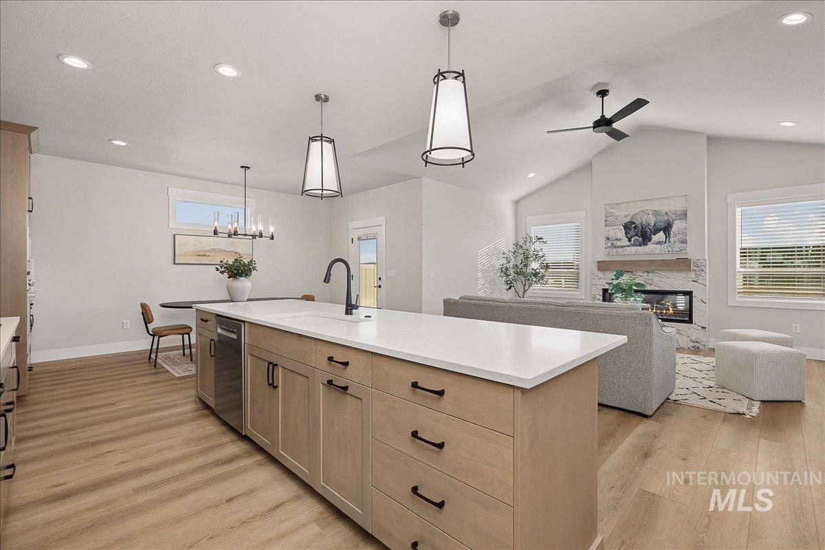 410 S Radiator Way, Boise, Idaho 83716, 3 Bedrooms, 2 Bathrooms, Residential For Sale, Price $500,000, 98998780