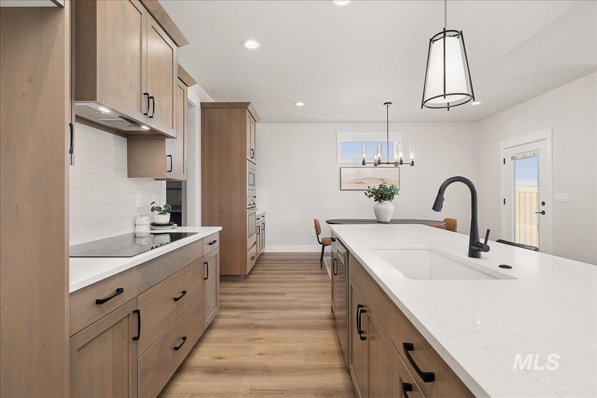 410 S Radiator Way, Boise, Idaho 83716, 3 Bedrooms, 2 Bathrooms, Residential For Sale, Price $500,000, 98998780