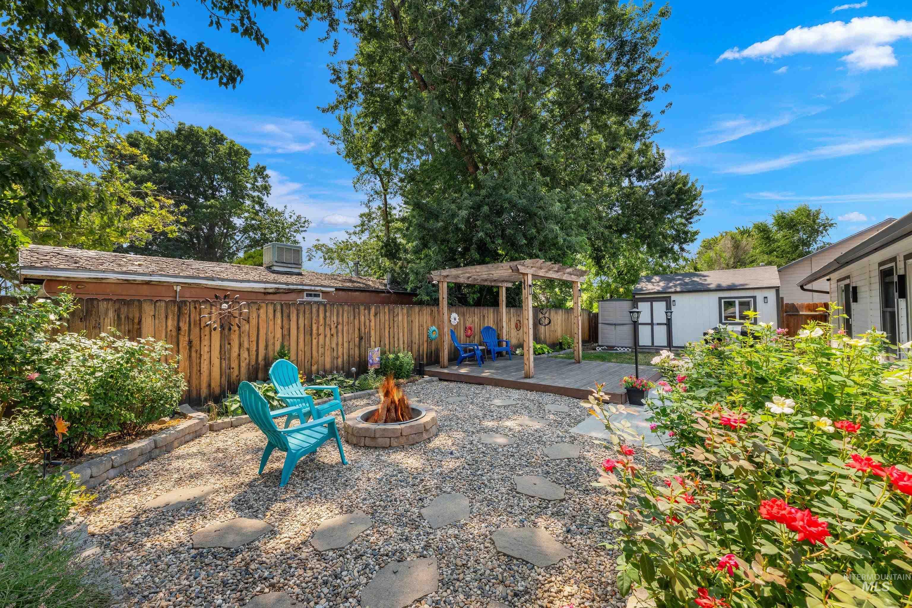 10051 W. Landmark St., Boise, Idaho 83704, 3 Bedrooms, 2 Bathrooms, Residential For Sale, Price $424,500, 98998781