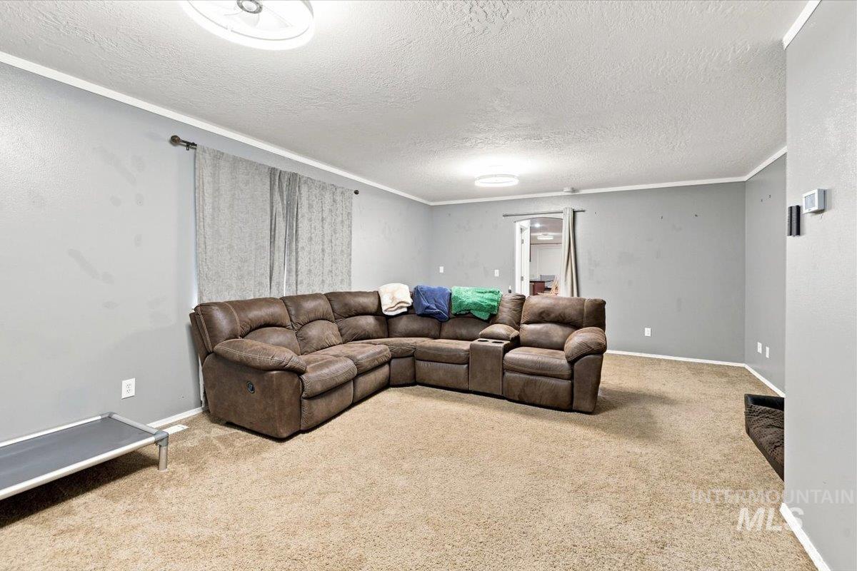1327 W Balboa St, Kuna, Idaho 83634, 3 Bedrooms, 2.5 Bathrooms, Residential For Sale, Price $419,900, 98998782