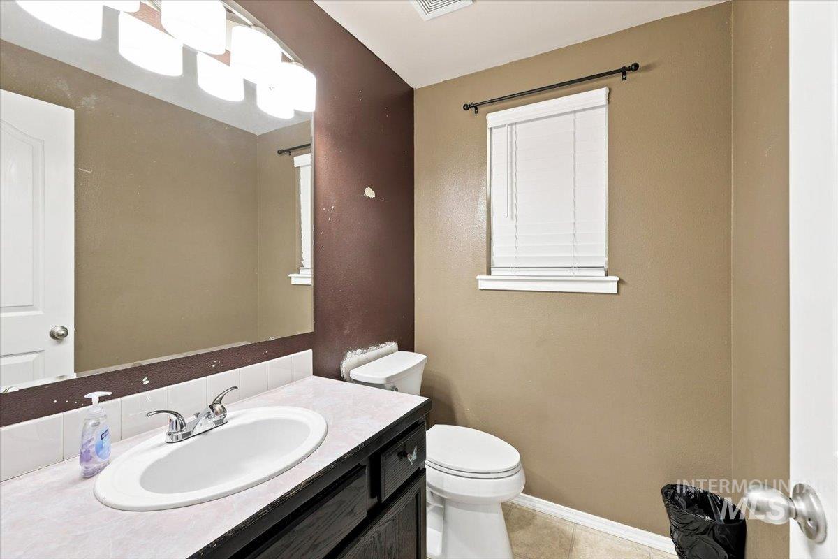 1327 W Balboa St, Kuna, Idaho 83634, 3 Bedrooms, 2.5 Bathrooms, Residential For Sale, Price $419,900, 98998782