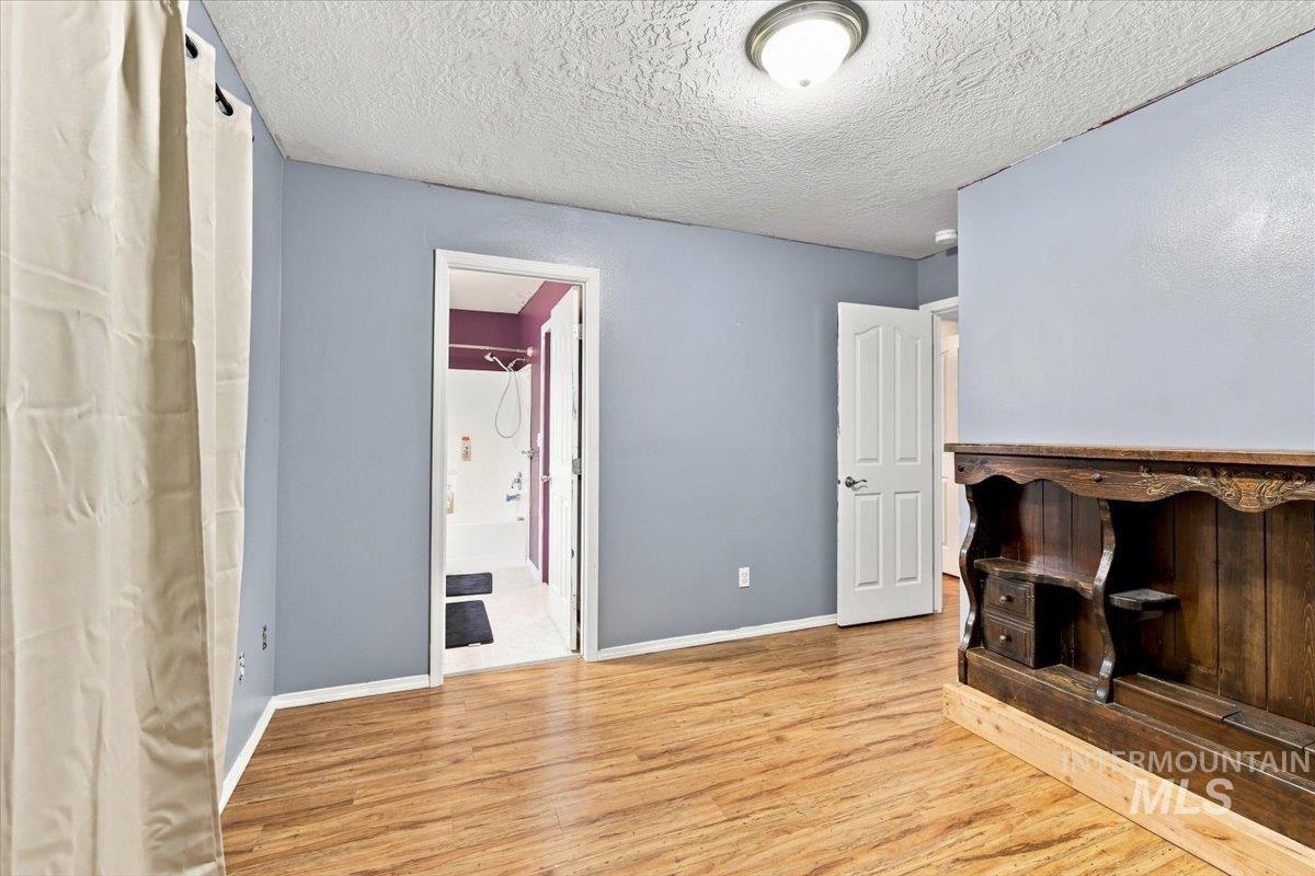 1327 W Balboa St, Kuna, Idaho 83634, 3 Bedrooms, 2.5 Bathrooms, Residential For Sale, Price $419,900, 98998782