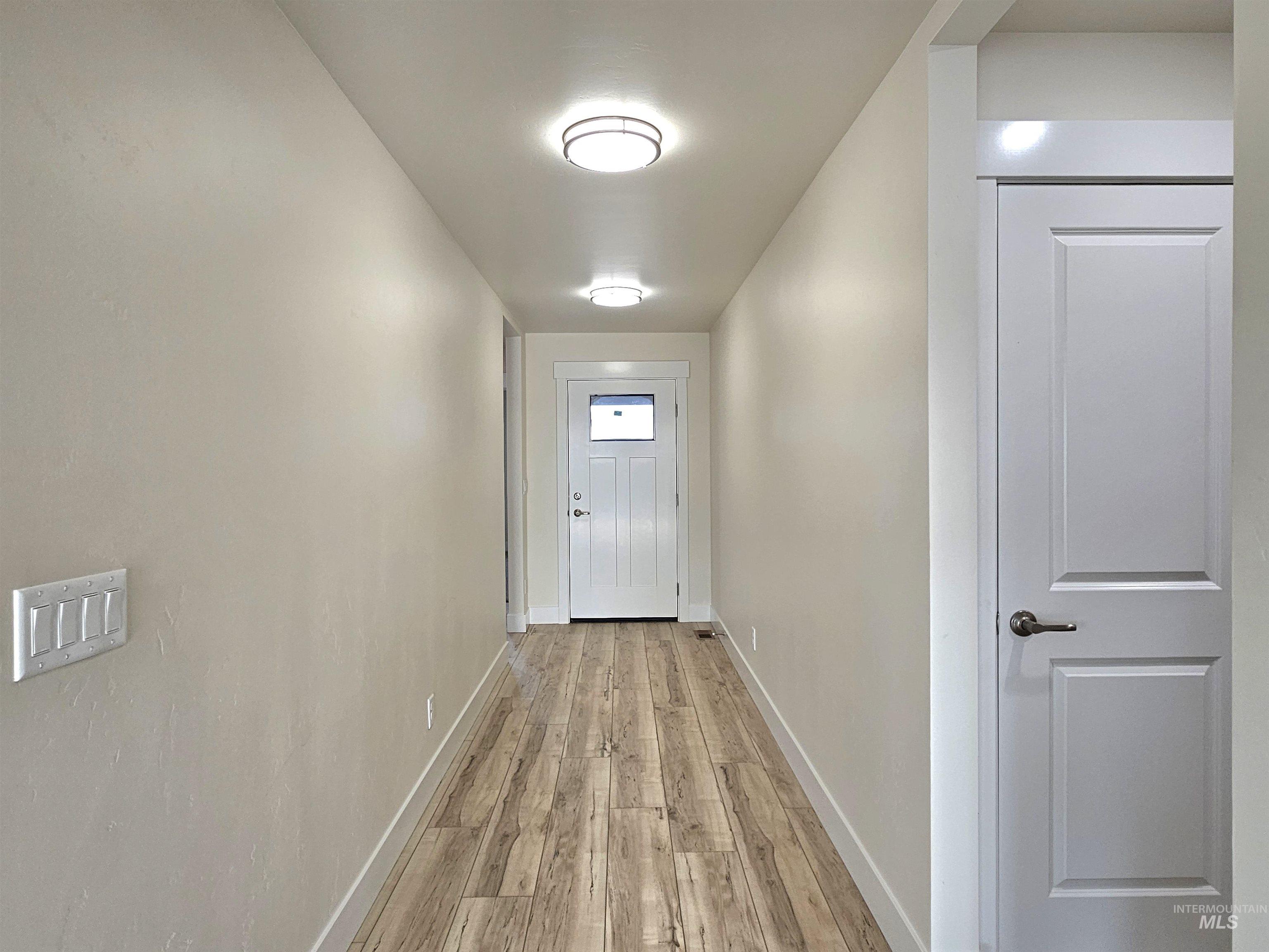 930 Tunnel Street, Twin Falls, Idaho 83301, 3 Bedrooms, 2 Bathrooms, Residential For Sale, Price $425,000, 98998783