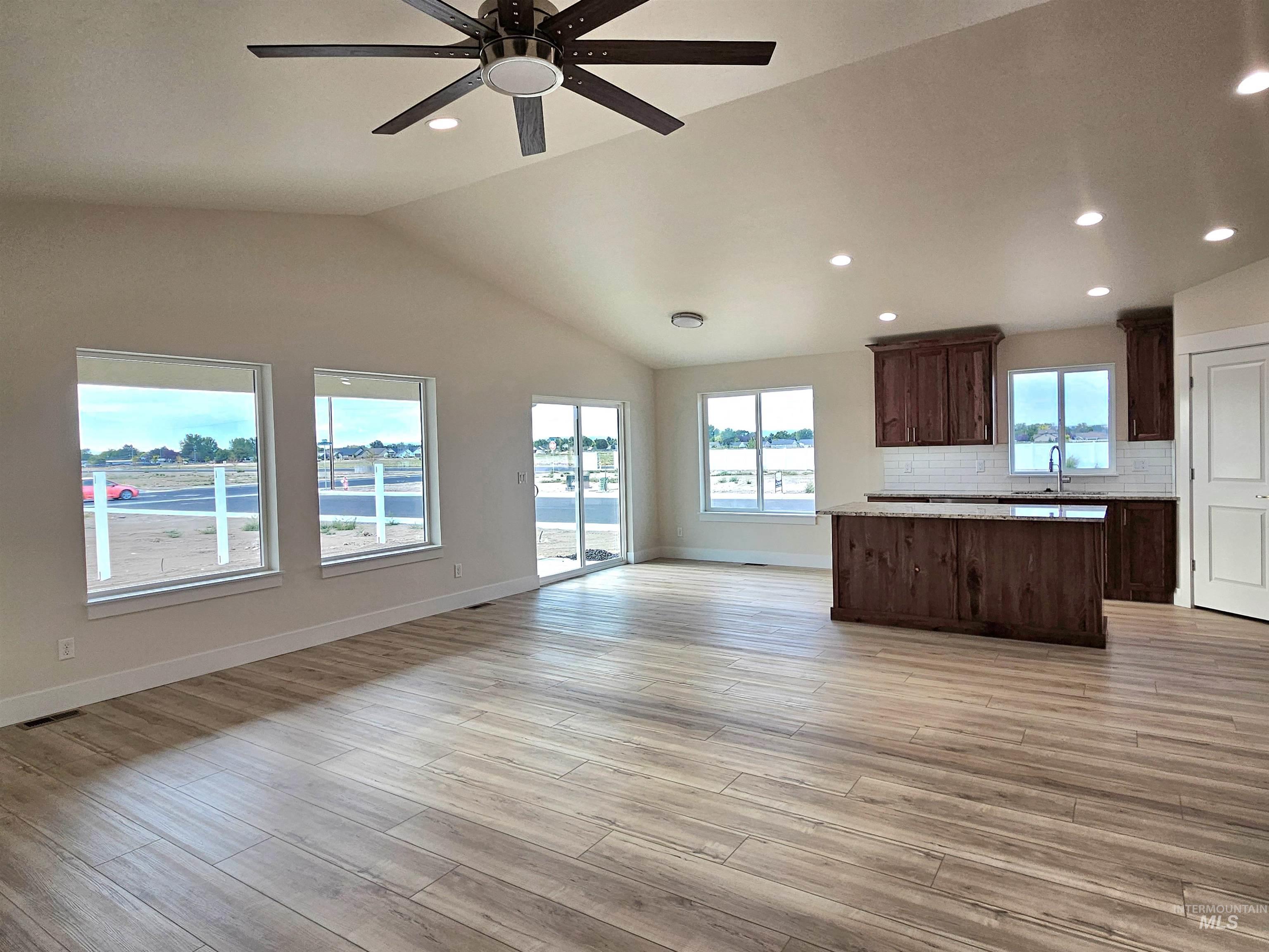 930 Tunnel Street, Twin Falls, Idaho 83301, 3 Bedrooms, 2 Bathrooms, Residential For Sale, Price $425,000, 98998783