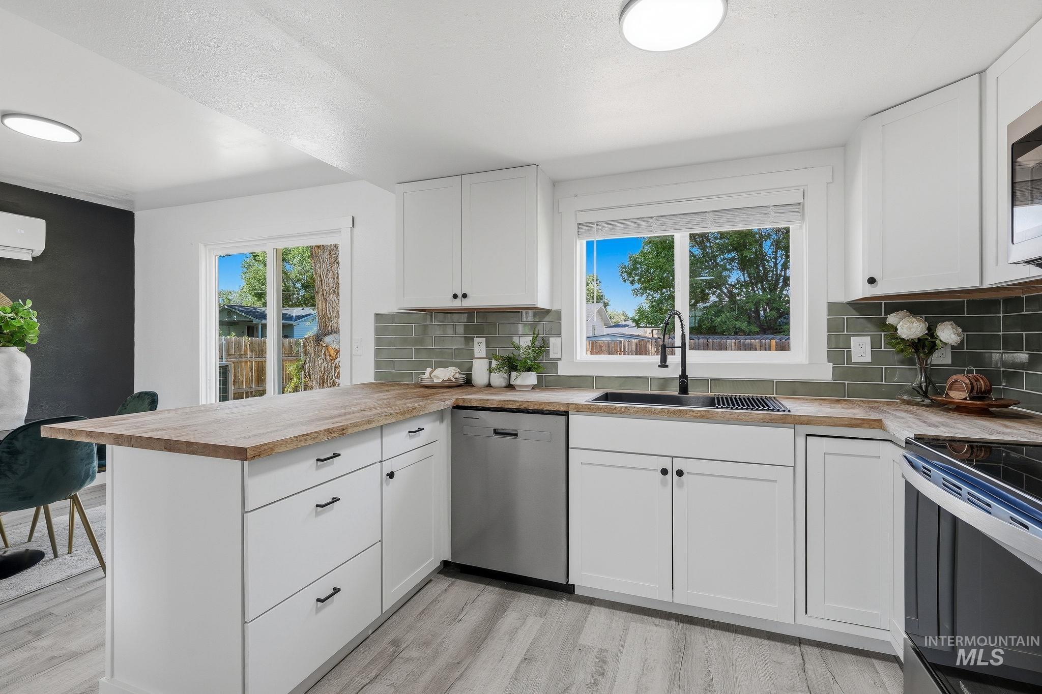 505 Samarra Dr, Mountain Home, Idaho 83647, 4 Bedrooms, 2 Bathrooms, Residential For Sale, Price $349,990, 98998786