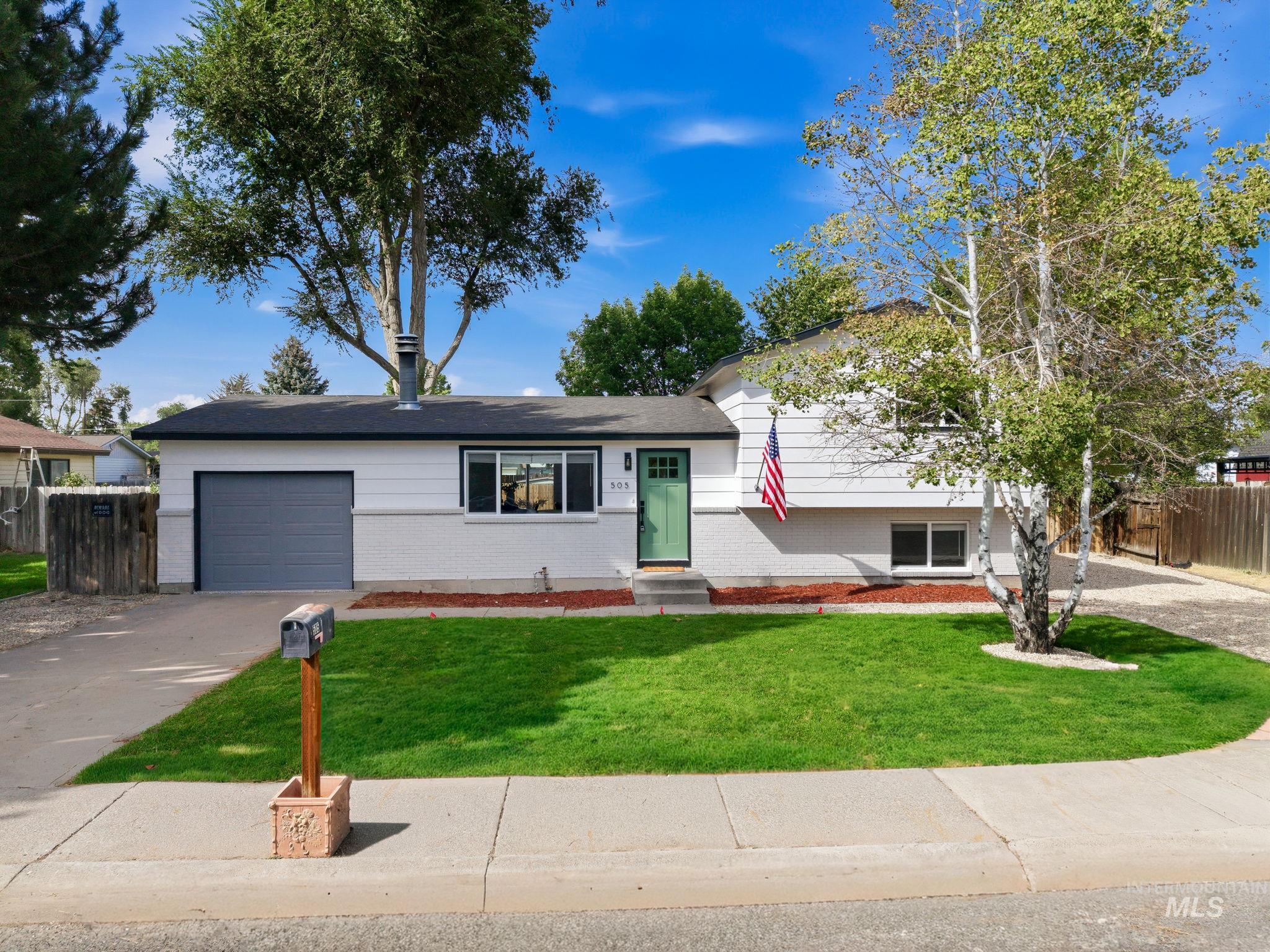 505 Samarra Dr, Mountain Home, Idaho 83647, 4 Bedrooms, 2 Bathrooms, Residential For Sale, Price $349,990, 98998786