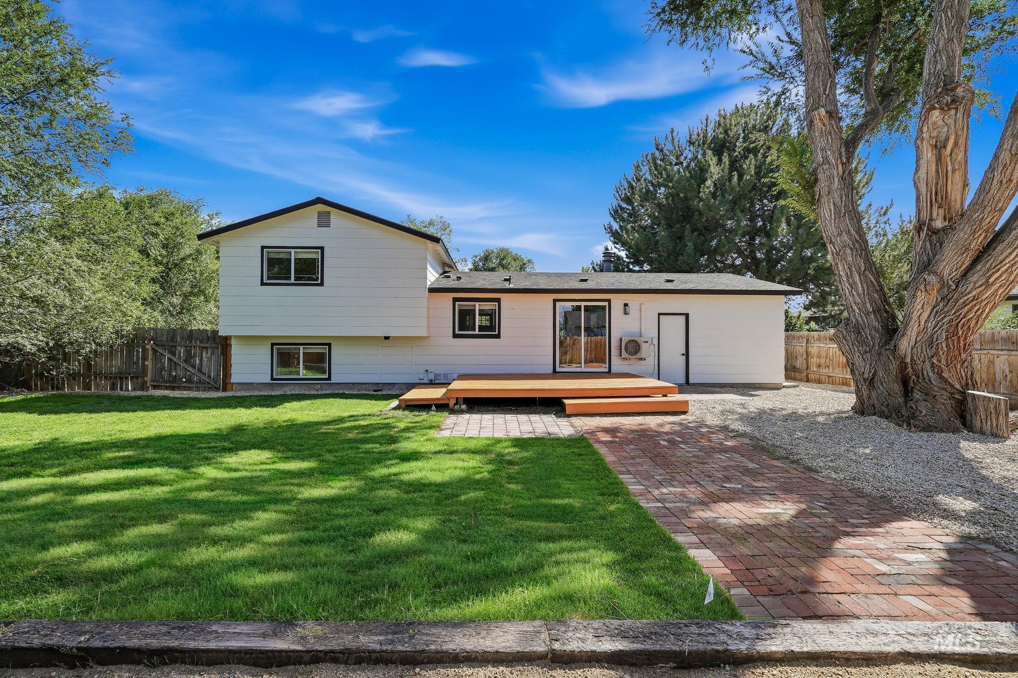 505 Samarra Dr, Mountain Home, Idaho 83647, 4 Bedrooms, 2 Bathrooms, Residential For Sale, Price $349,990, 98998786