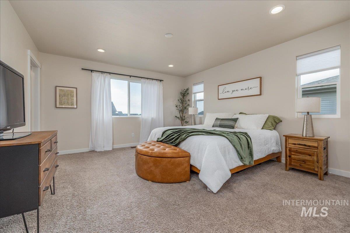 11355 W Soaring Hawk St, Star, Idaho 83669, 4 Bedrooms, 2.5 Bathrooms, Residential For Sale, Price $650,000, 98998788