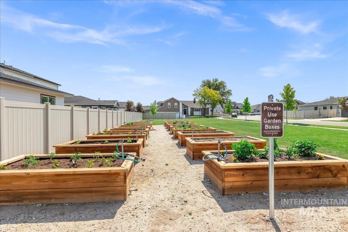 11355 W Soaring Hawk St, Star, Idaho 83669, 4 Bedrooms, 2.5 Bathrooms, Residential For Sale, Price $650,000, 98998788