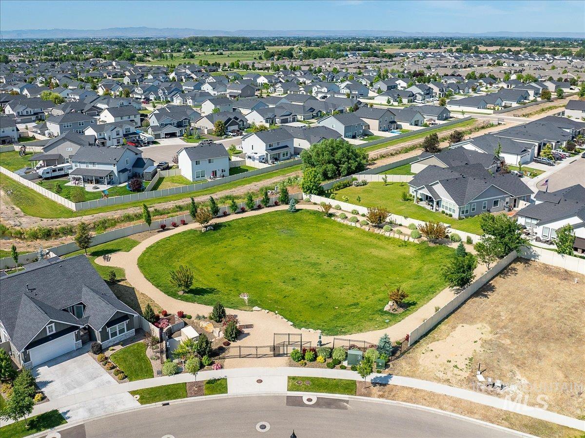 11355 W Soaring Hawk St, Star, Idaho 83669, 4 Bedrooms, 2.5 Bathrooms, Residential For Sale, Price $650,000, 98998788