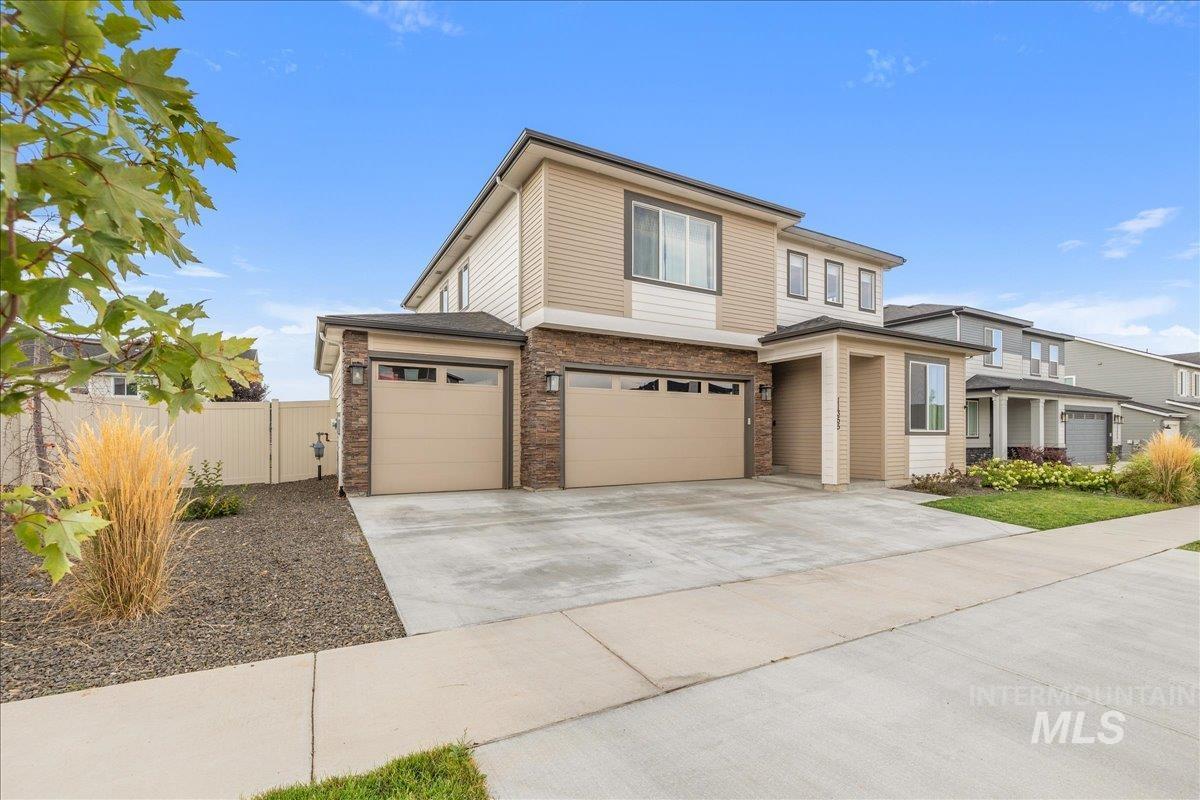 11355 W Soaring Hawk St, Star, Idaho 83669, 4 Bedrooms, 2.5 Bathrooms, Residential For Sale, Price $650,000, 98998788