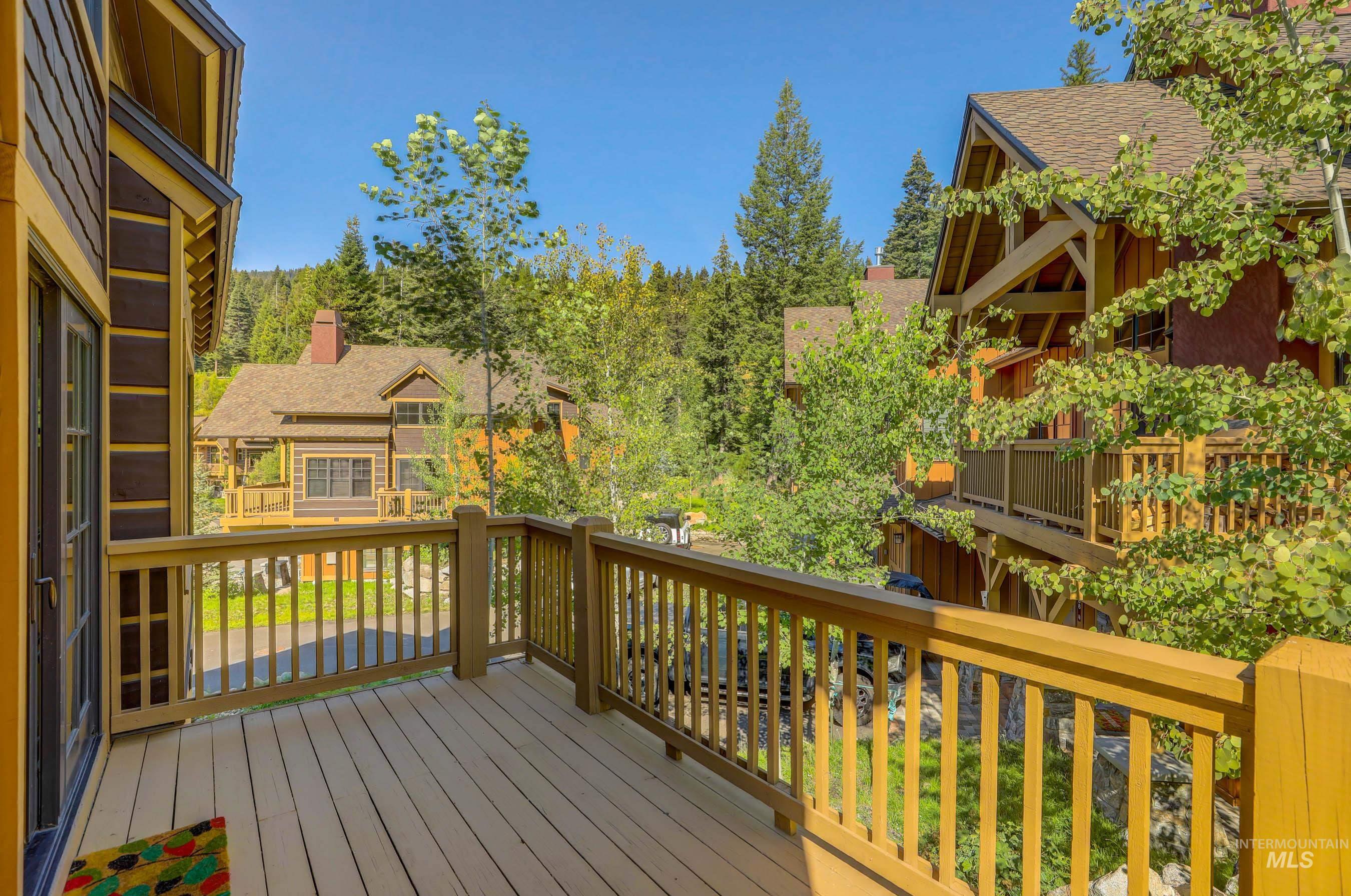 86 Golden Bar Ct, Donnelly, Idaho 83615, 3 Bedrooms, 4 Bathrooms, Residential For Sale, Price $1,369,000, 98998789