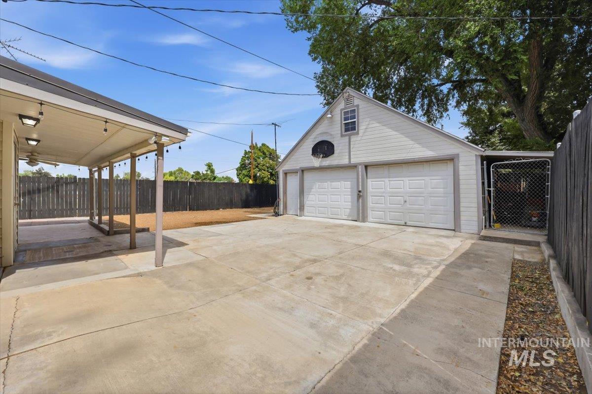 308 S Garland St, Nampa, Idaho 83686, 4 Bedrooms, 2 Bathrooms, Residential For Sale, Price $374,900, 98998791