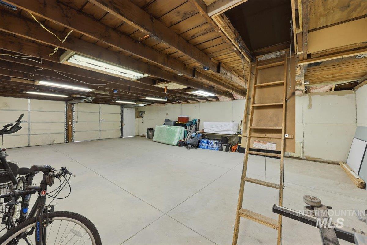 308 S Garland St, Nampa, Idaho 83686, 4 Bedrooms, 2 Bathrooms, Residential For Sale, Price $374,900, 98998791