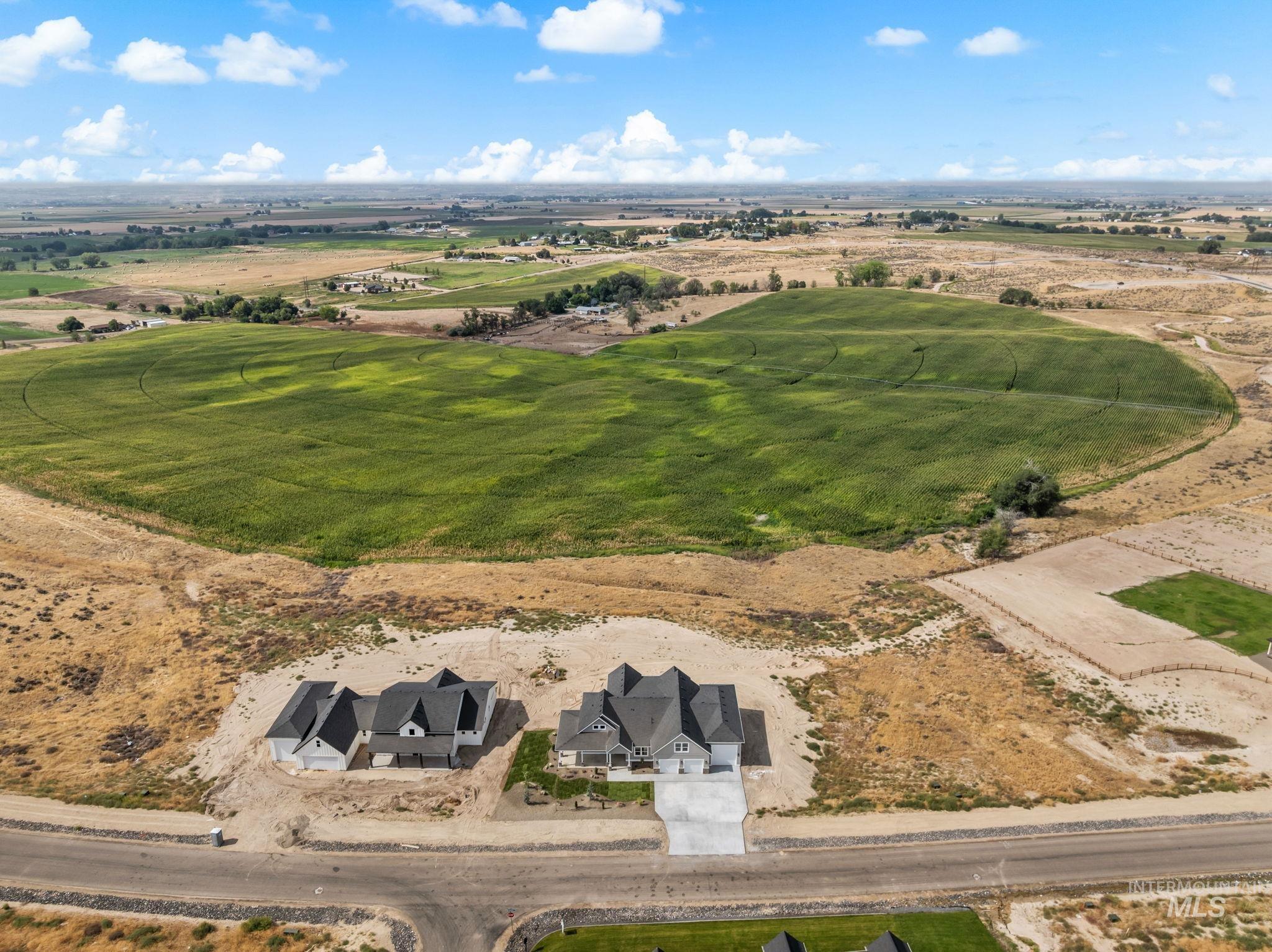 27387 Iron Horse Dr, Caldwell, Idaho 83607, 4 Bedrooms, 3.5 Bathrooms, Residential For Sale, Price $1,288,000, 98998792