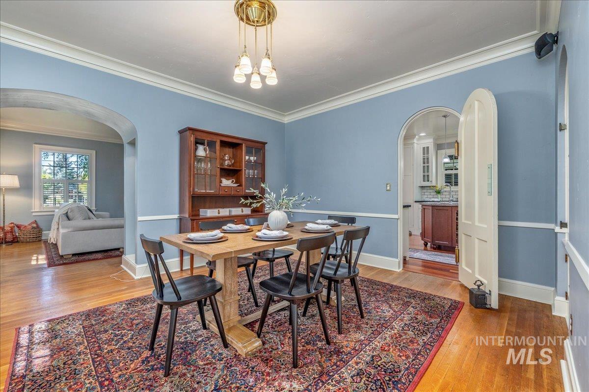 1424 E Warm Springs Ave, Boise, Idaho 83712, 4 Bedrooms, 2.5 Bathrooms, Residential For Sale, Price $1,475,000, 98998793