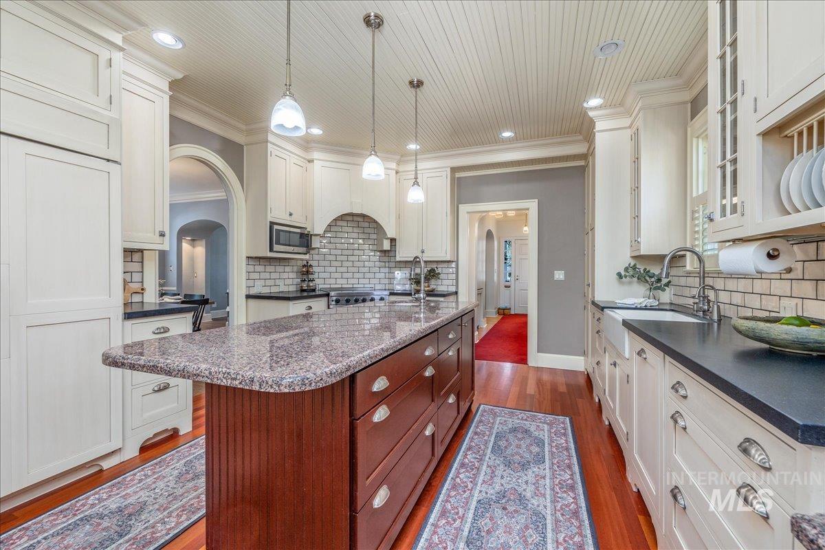 1424 E Warm Springs Ave, Boise, Idaho 83712, 4 Bedrooms, 2.5 Bathrooms, Residential For Sale, Price $1,475,000, 98998793