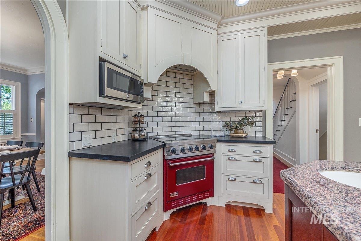 1424 E Warm Springs Ave, Boise, Idaho 83712, 4 Bedrooms, 2.5 Bathrooms, Residential For Sale, Price $1,475,000, 98998793