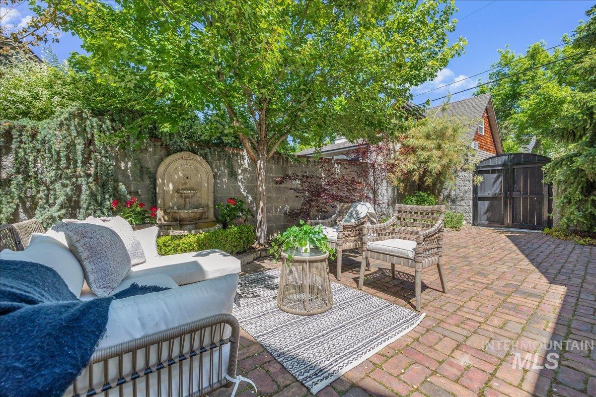 1424 E Warm Springs Ave, Boise, Idaho 83712, 4 Bedrooms, 2.5 Bathrooms, Residential For Sale, Price $1,475,000, 98998793