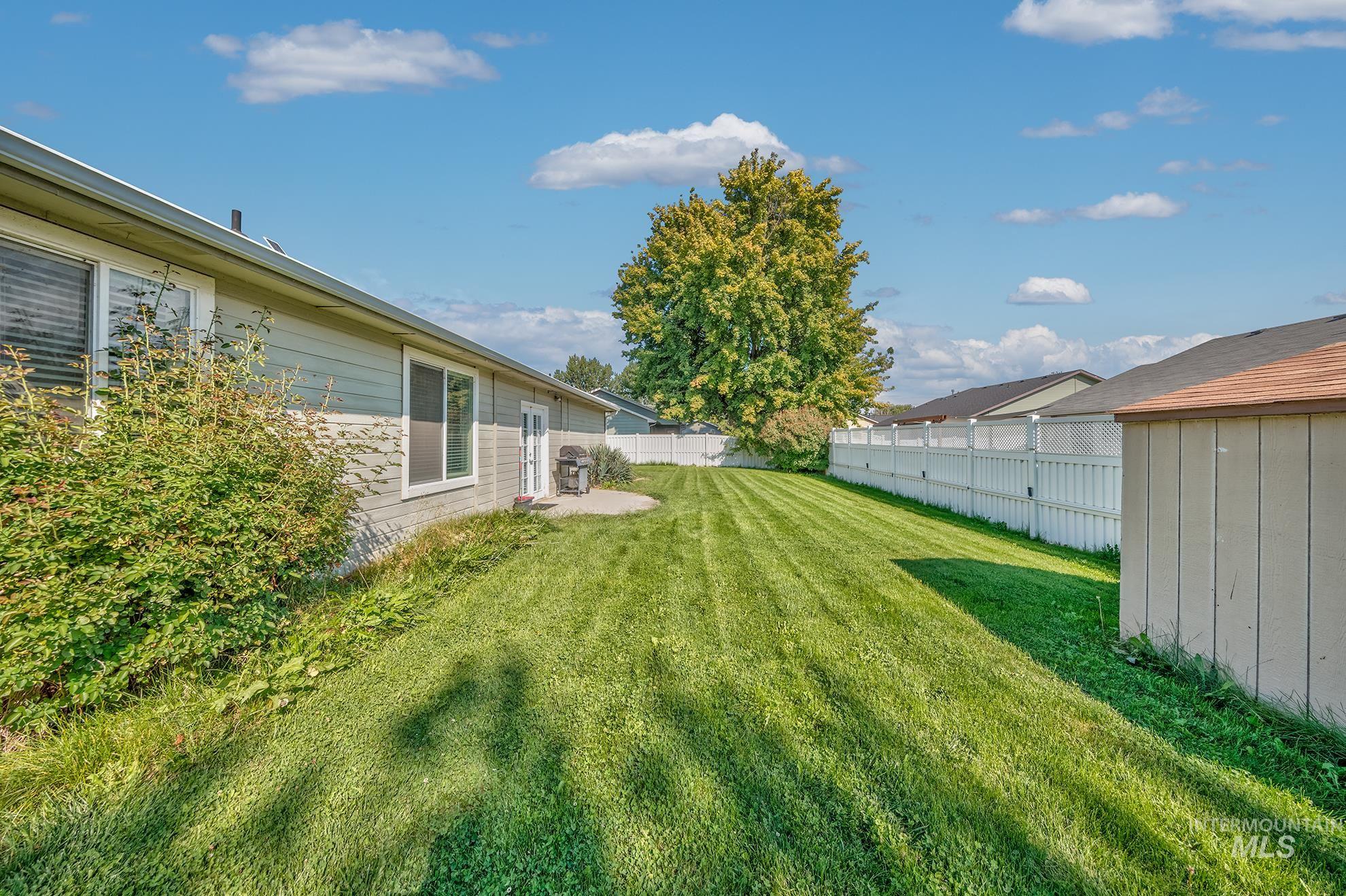 1006 Mallard St, Fruitland, Idaho 83619, 3 Bedrooms, 2 Bathrooms, Residential For Sale, Price $349,000, 98998795