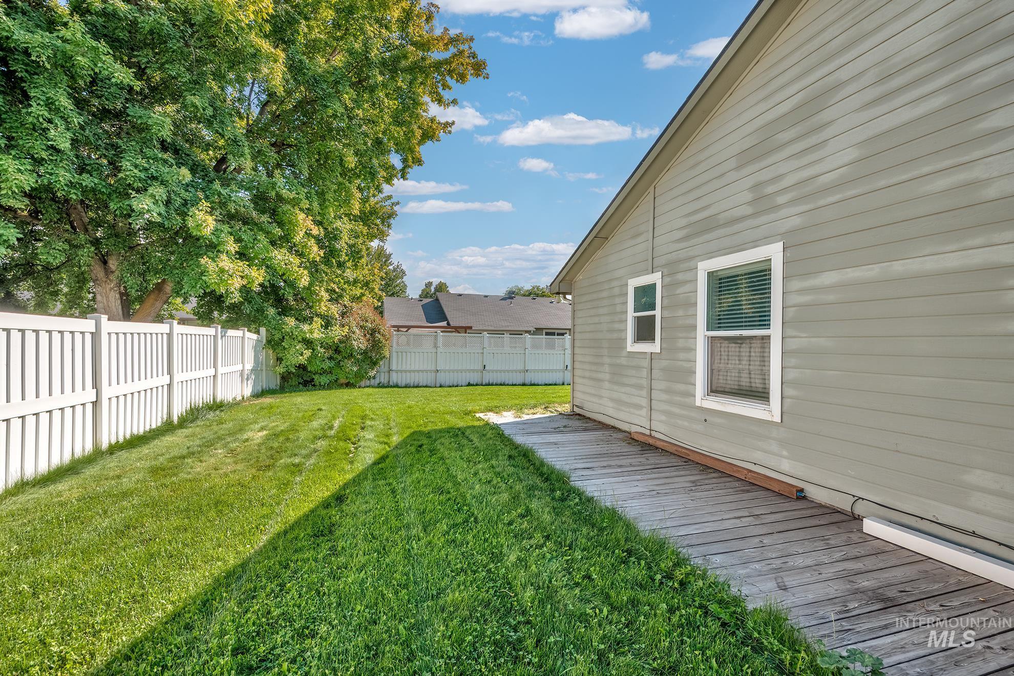 1006 Mallard St, Fruitland, Idaho 83619, 3 Bedrooms, 2 Bathrooms, Residential For Sale, Price $349,000, 98998795