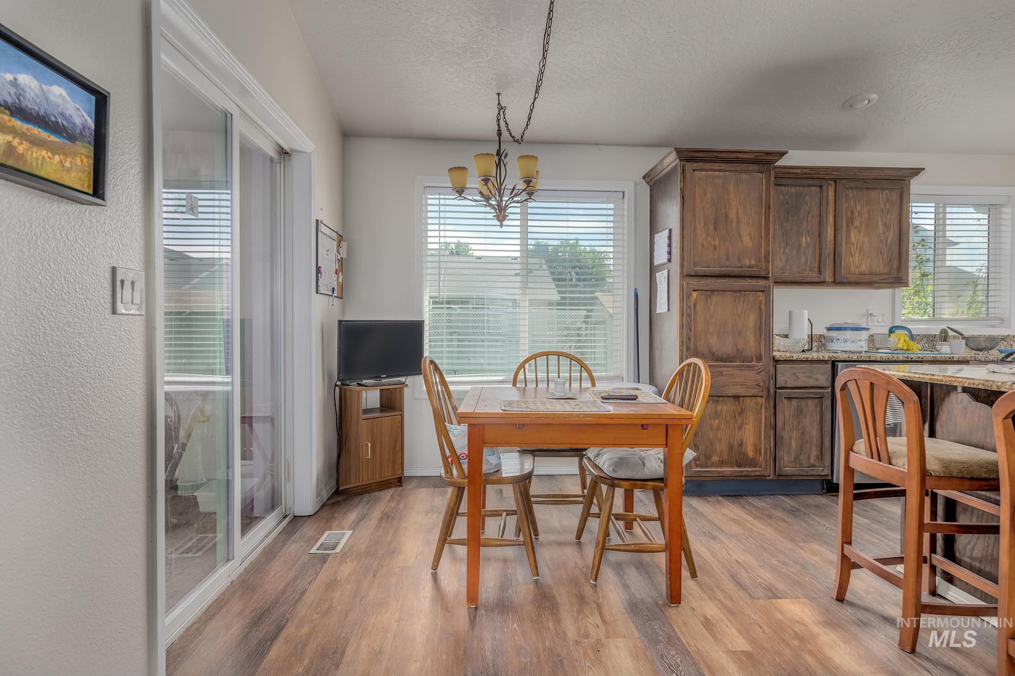 1006 Mallard St, Fruitland, Idaho 83619, 3 Bedrooms, 2 Bathrooms, Residential For Sale, Price $349,000, 98998795