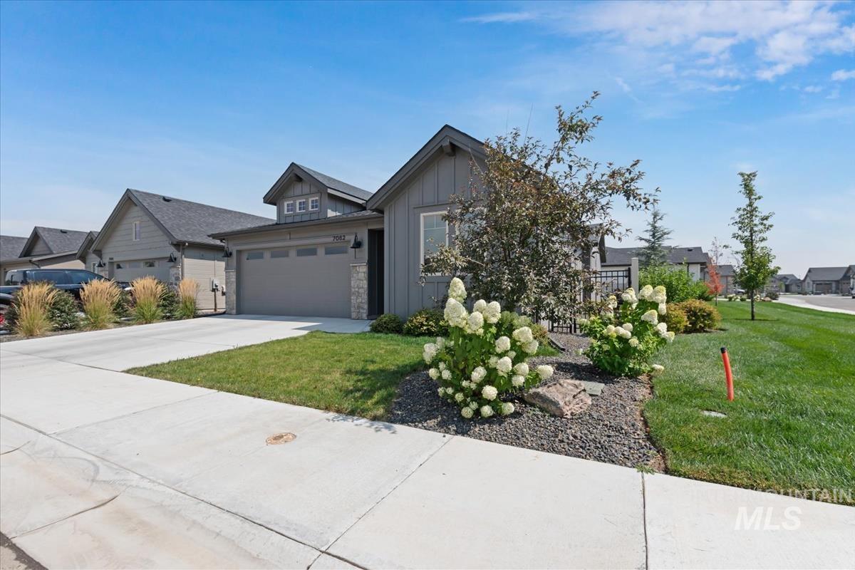 7082 S Ferndale Way, Meridian, Idaho 83642, 3 Bedrooms, 2 Bathrooms, Residential For Sale, Price $539,000, 98998798