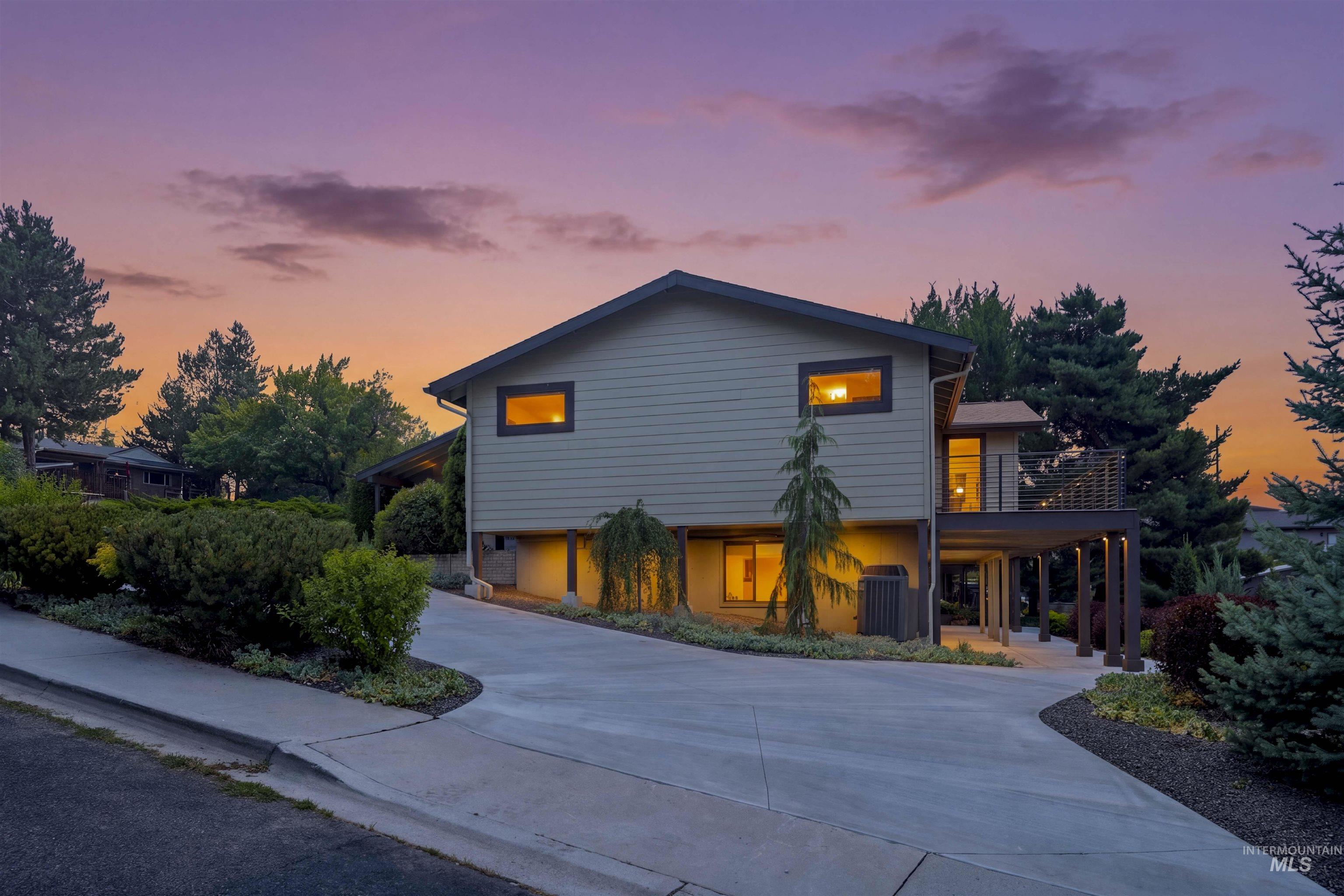 1113 E Santa Maria Dr, Boise, Idaho 83712, 4 Bedrooms, 3 Bathrooms, Residential For Sale, Price $1,399,000, 98998799