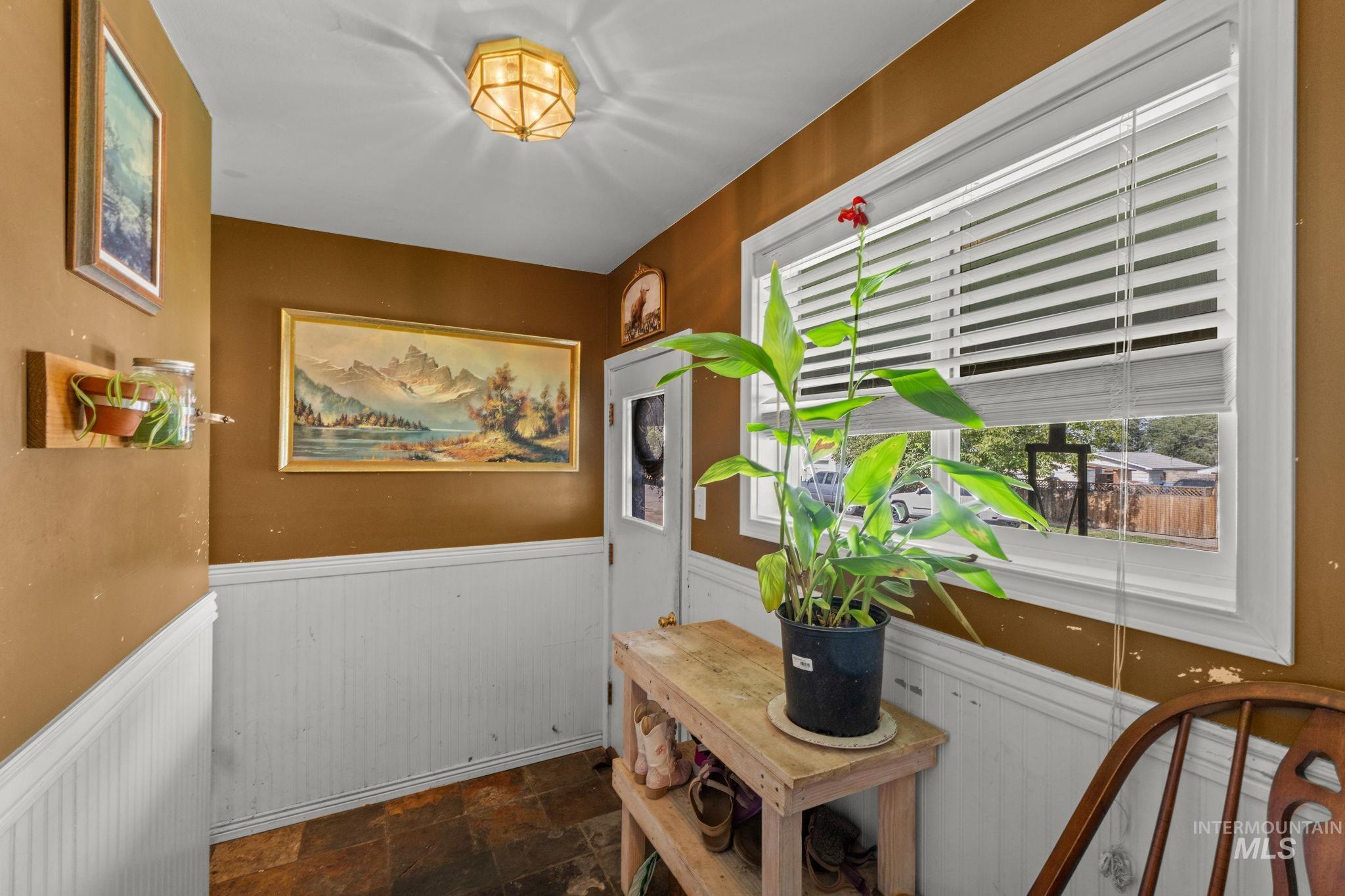 129 12th Ave. N., Buhl, Idaho 83316, 3 Bedrooms, 1 Bathroom, Residential For Sale, Price $276,000, 98998800