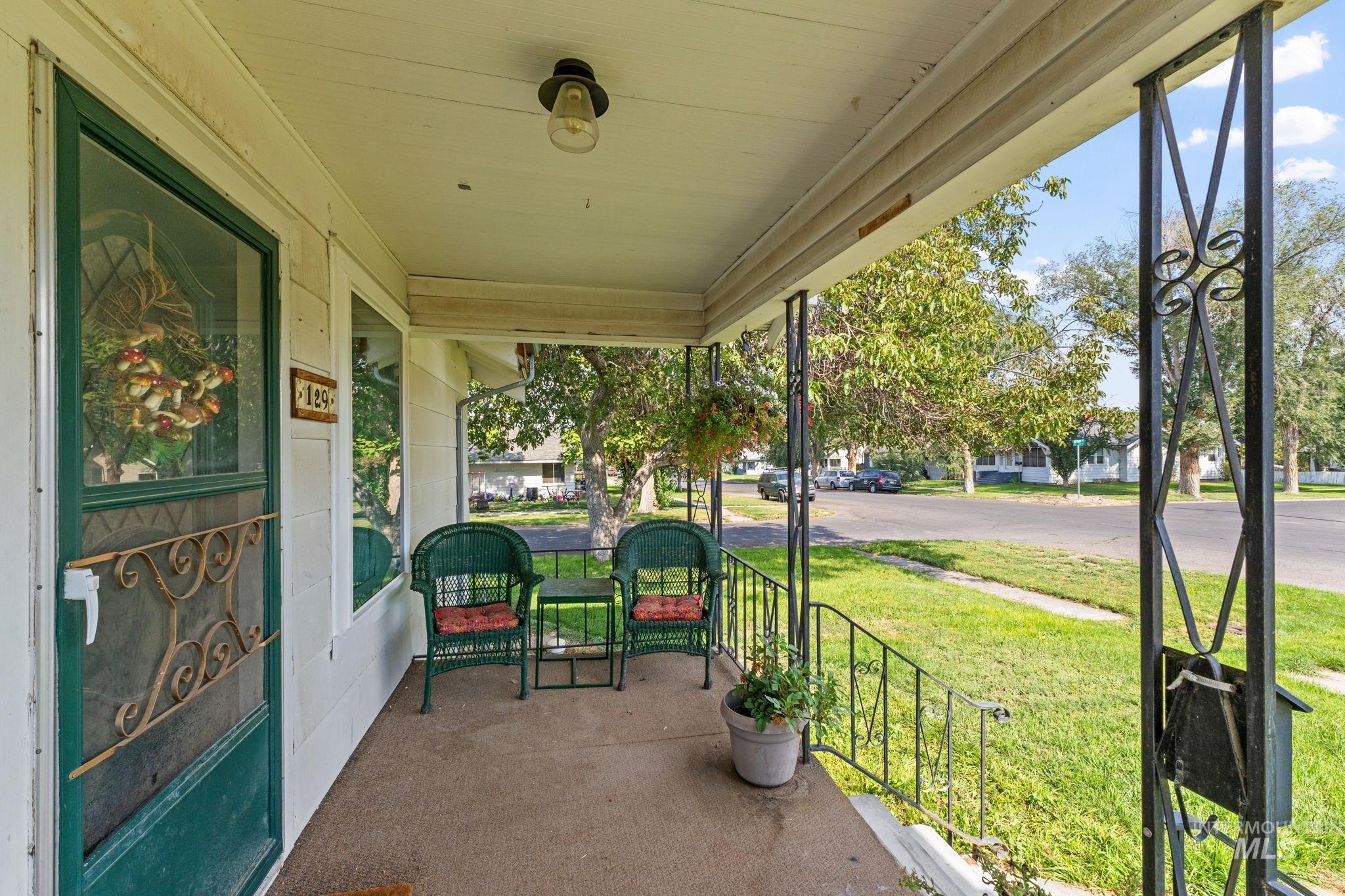 129 12th Ave. N., Buhl, Idaho 83316, 3 Bedrooms, 1 Bathroom, Residential For Sale, Price $276,000, 98998800
