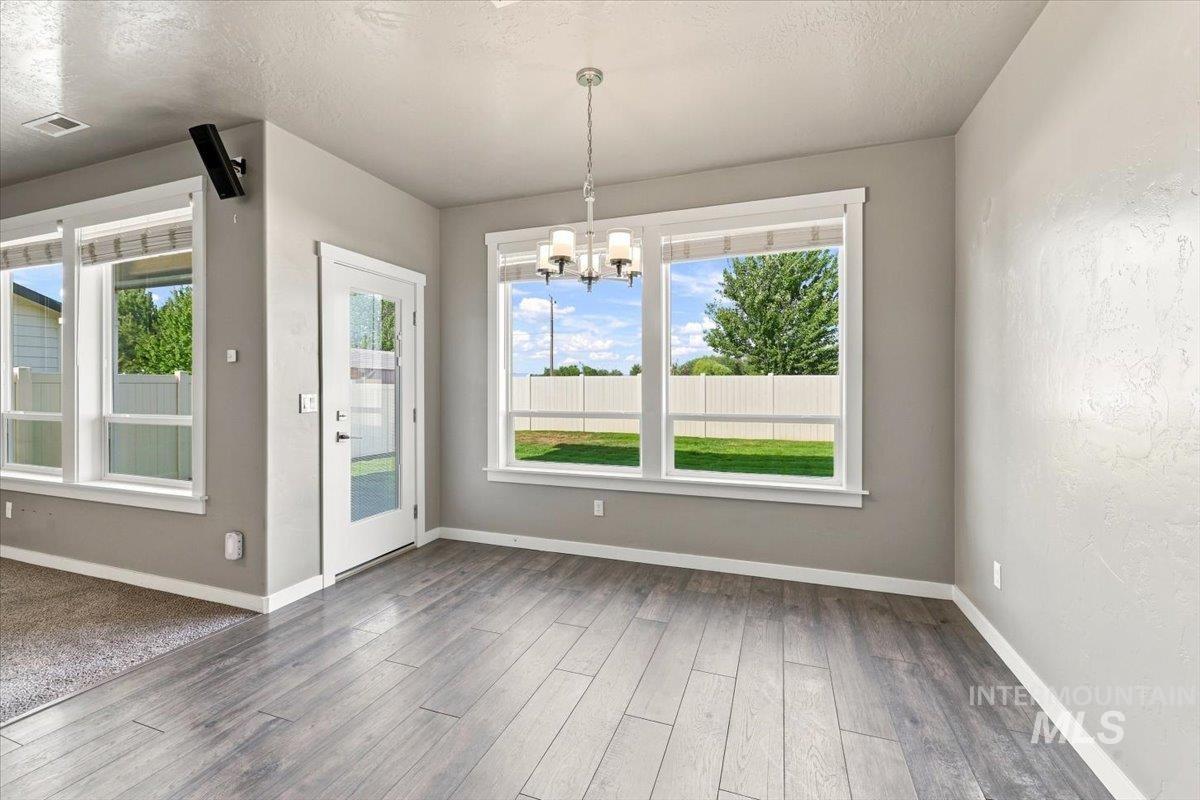 8873 S Royal Gala Ave., Kuna, Idaho 83634, 5 Bedrooms, 2.5 Bathrooms, Residential For Sale, Price $520,000, 98998801