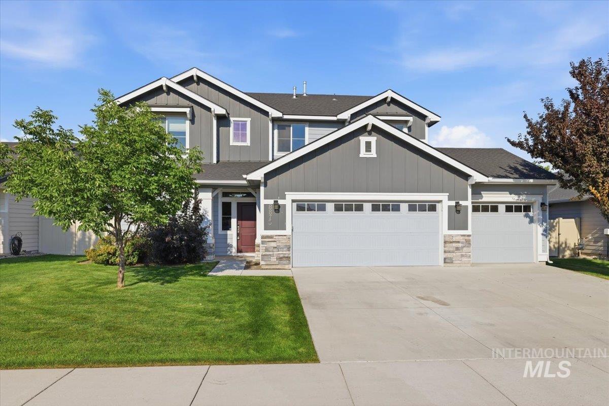 8873 S Royal Gala Ave., Kuna, Idaho 83634, 5 Bedrooms, 2.5 Bathrooms, Residential For Sale, Price $520,000, 98998801