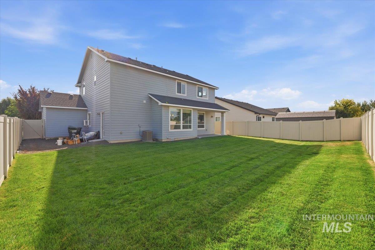 8873 S Royal Gala Ave., Kuna, Idaho 83634, 5 Bedrooms, 2.5 Bathrooms, Residential For Sale, Price $520,000, 98998801
