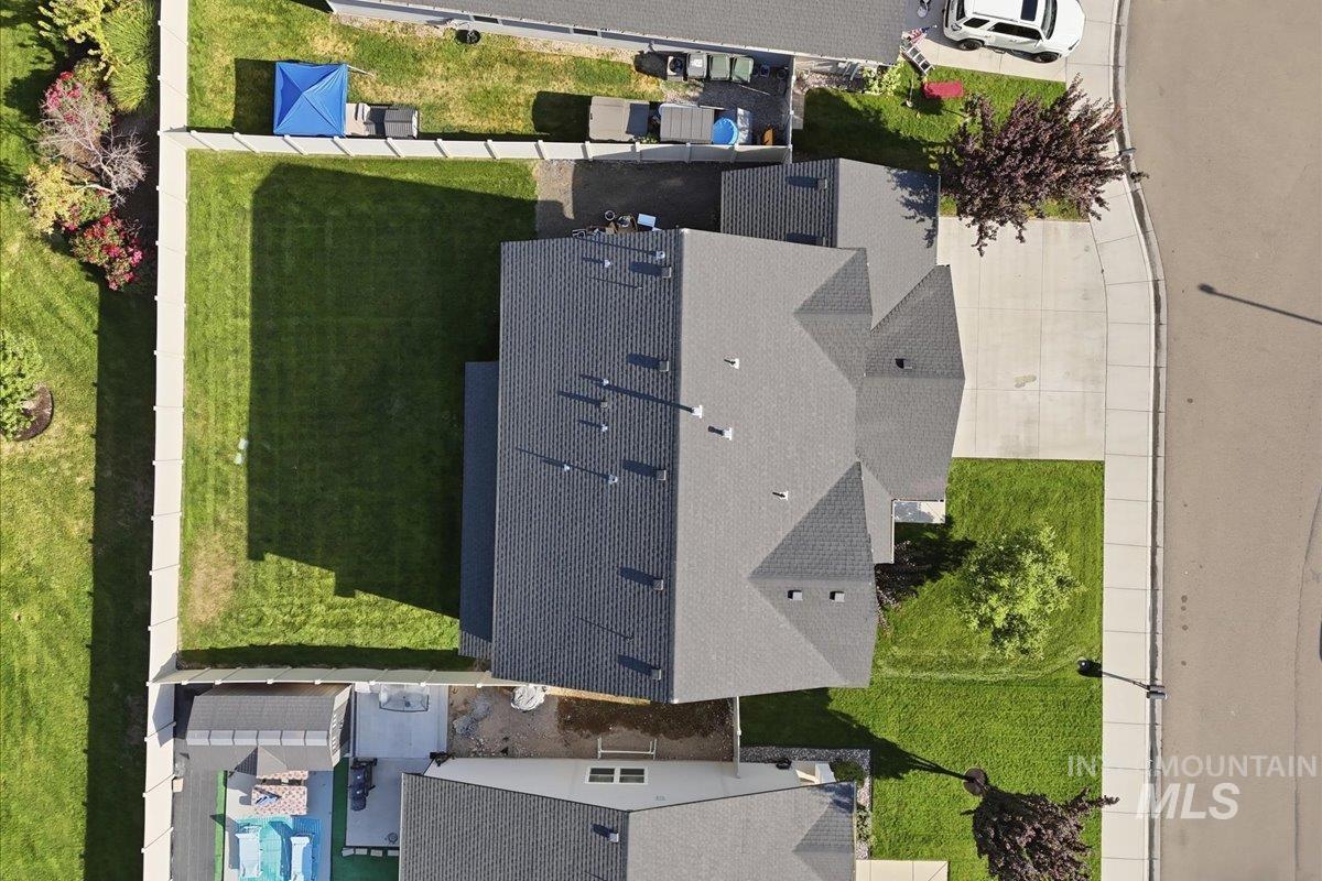 8873 S Royal Gala Ave., Kuna, Idaho 83634, 5 Bedrooms, 2.5 Bathrooms, Residential For Sale, Price $520,000, 98998801