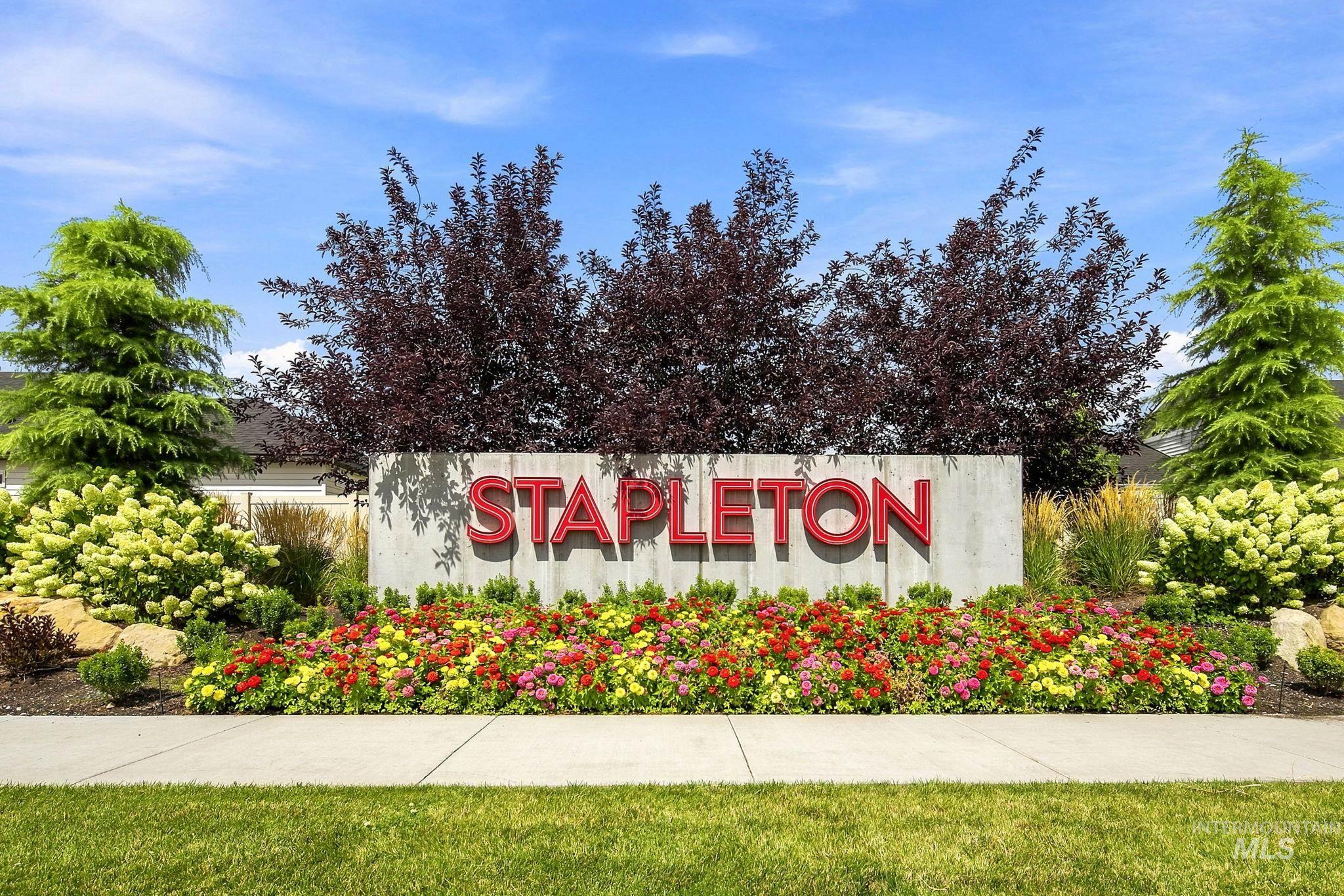 210 W Haniken St, Meridian, Idaho 83642, 3 Bedrooms, 2.5 Bathrooms, Residential For Sale, Price $475,000,MLS 98998802