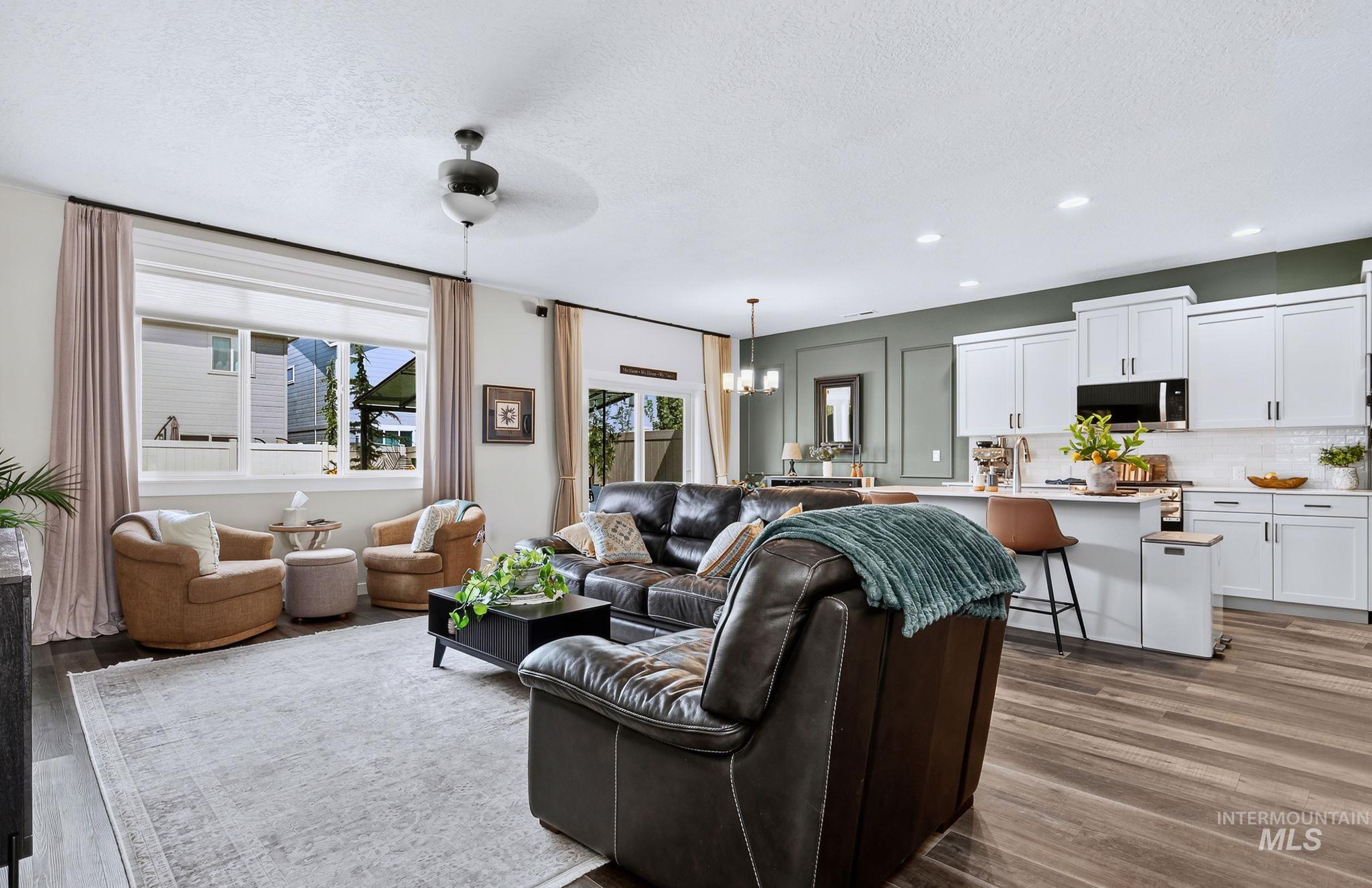 210 W Haniken St, Meridian, Idaho 83642, 3 Bedrooms, 2.5 Bathrooms, Residential For Sale, Price $475,000, 98998802
