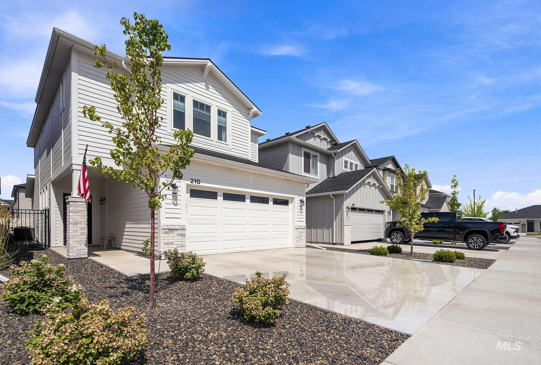 210 W Haniken St, Meridian, Idaho 83642, 3 Bedrooms, 2.5 Bathrooms, Residential For Sale, Price $475,000, 98998802
