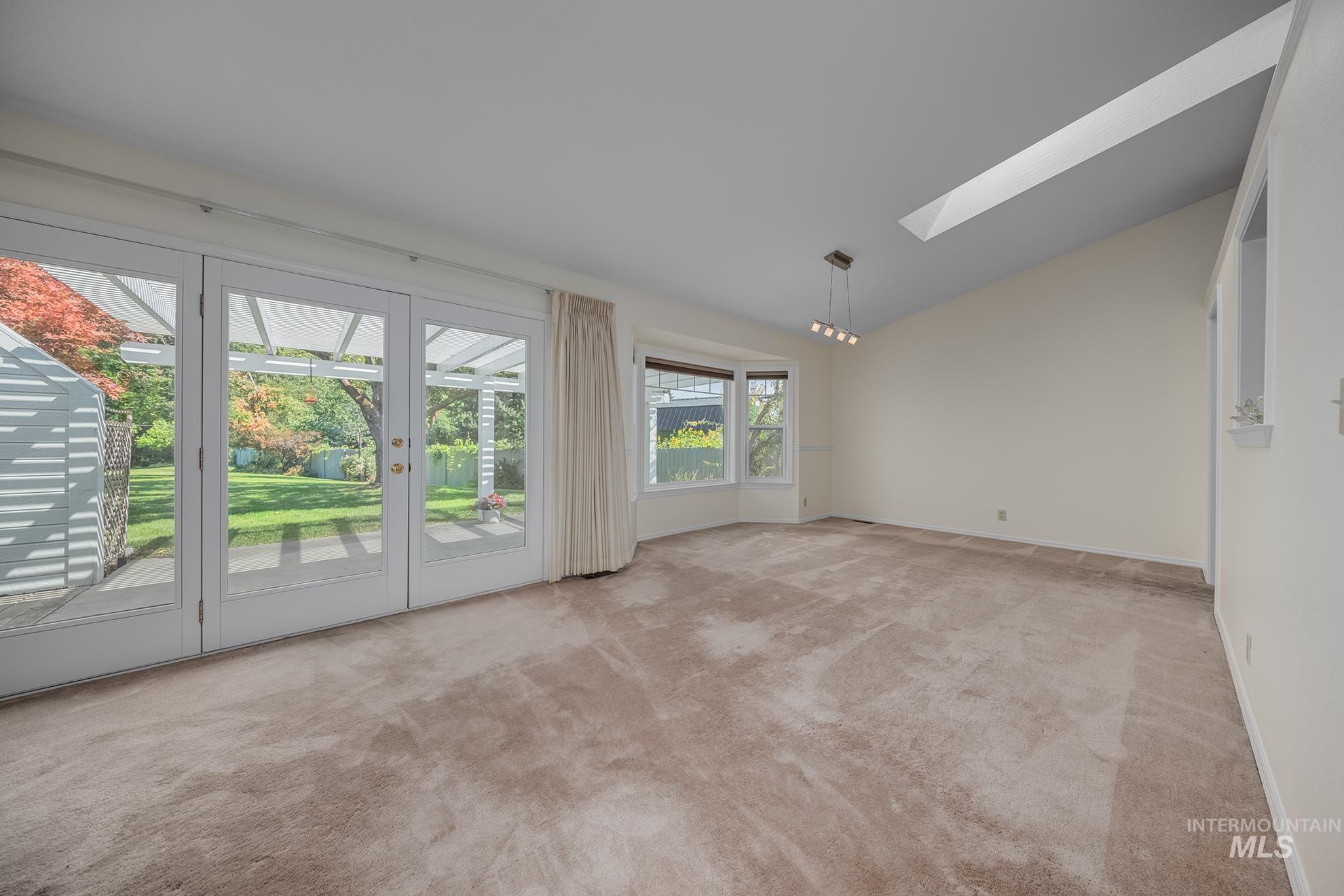 1823 Ray Ave, Caldwell, Idaho 83605, 3 Bedrooms, 2 Bathrooms, Residential For Sale, Price $384,900, 98998804