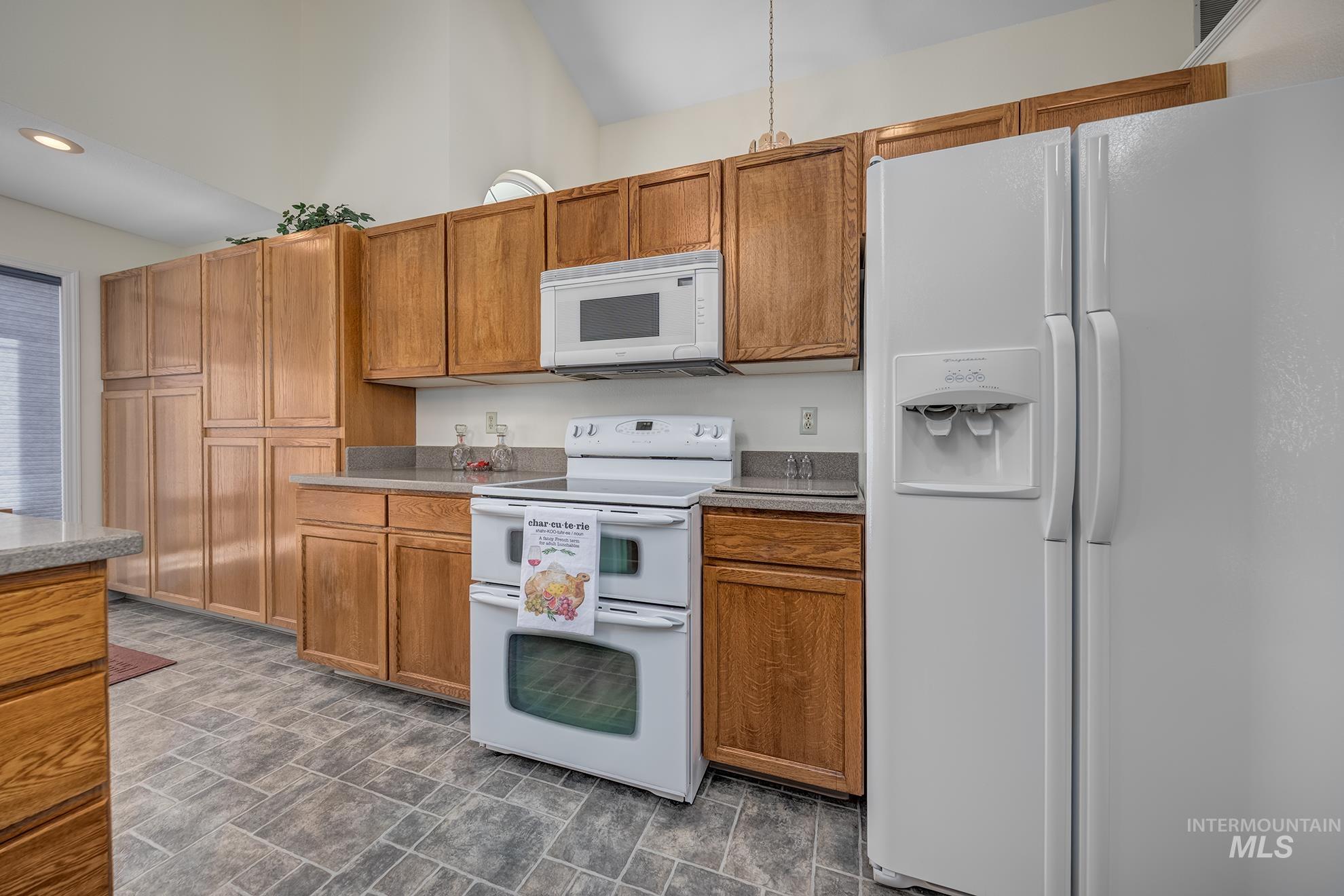 1823 Ray Ave, Caldwell, Idaho 83605, 3 Bedrooms, 2 Bathrooms, Residential For Sale, Price $384,900, 98998804