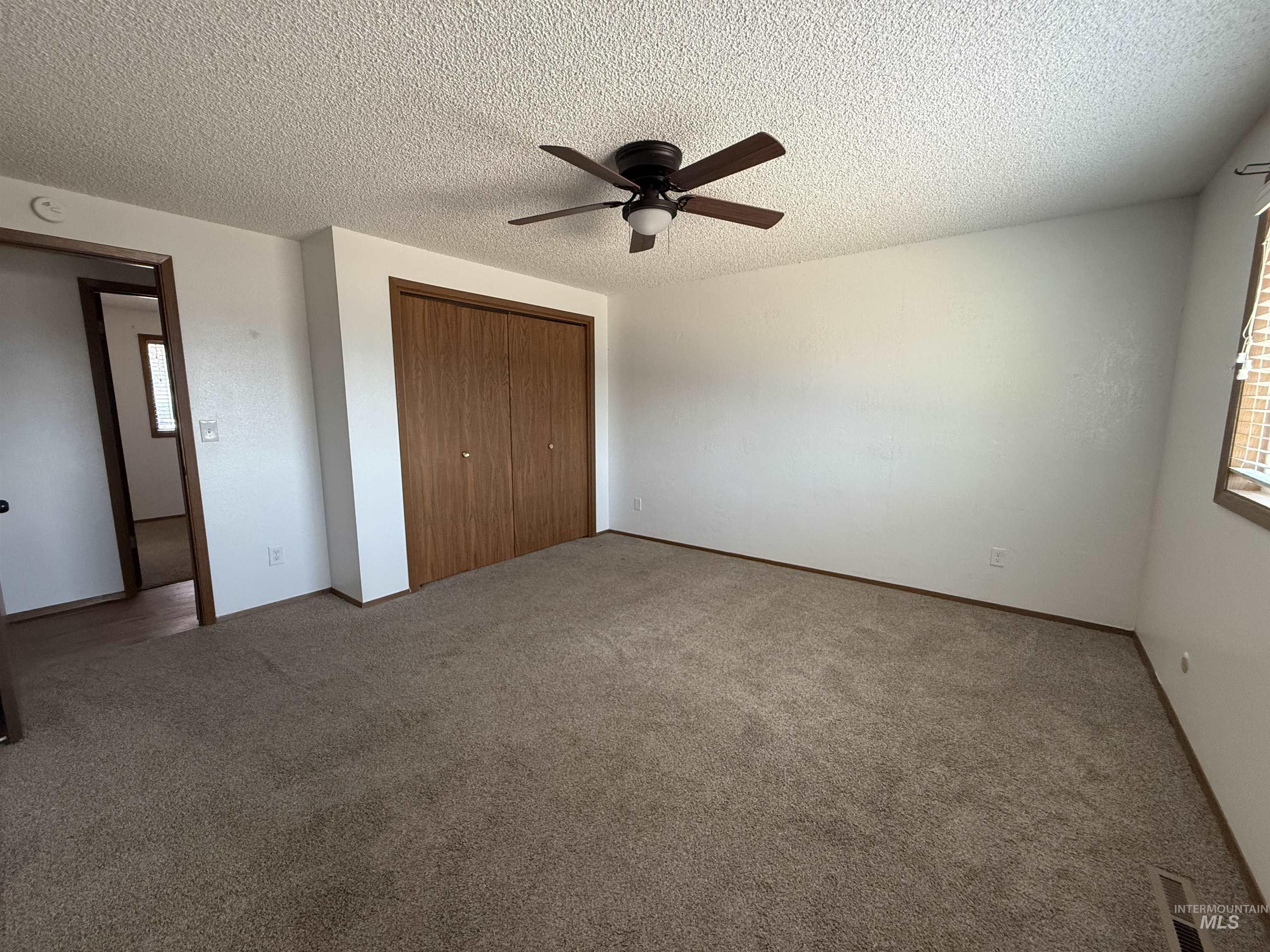 303 S 5th St W, Homedale, Idaho 83628, 3 Bedrooms, 2 Bathrooms, Residential For Sale, Price $333,000, 98998805