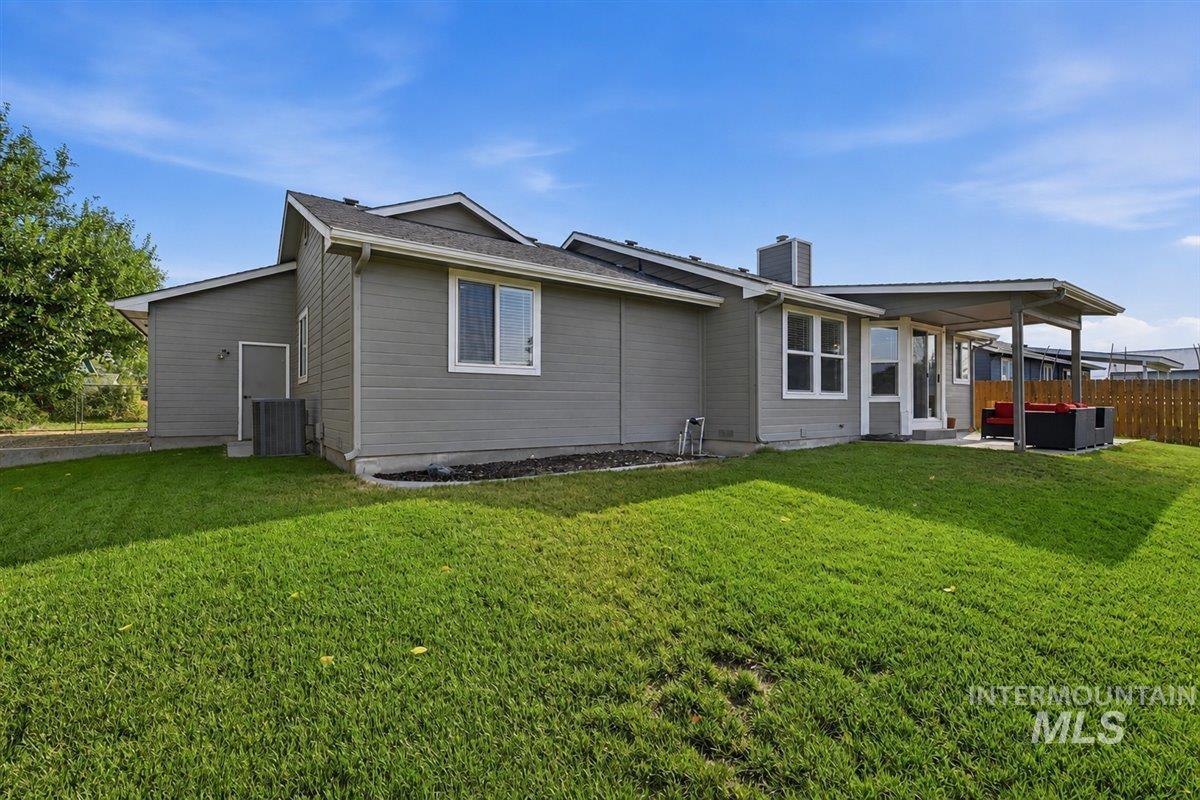 2307 Pisces Dr, Nampa, Idaho 83651, 3 Bedrooms, 2 Bathrooms, Residential For Sale, Price $439,990, 98998807