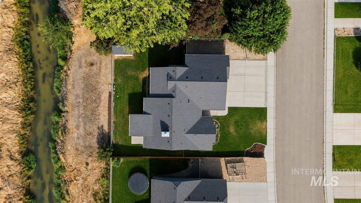 2307 Pisces Dr, Nampa, Idaho 83651, 3 Bedrooms, 2 Bathrooms, Residential For Sale, Price $439,990, 98998807