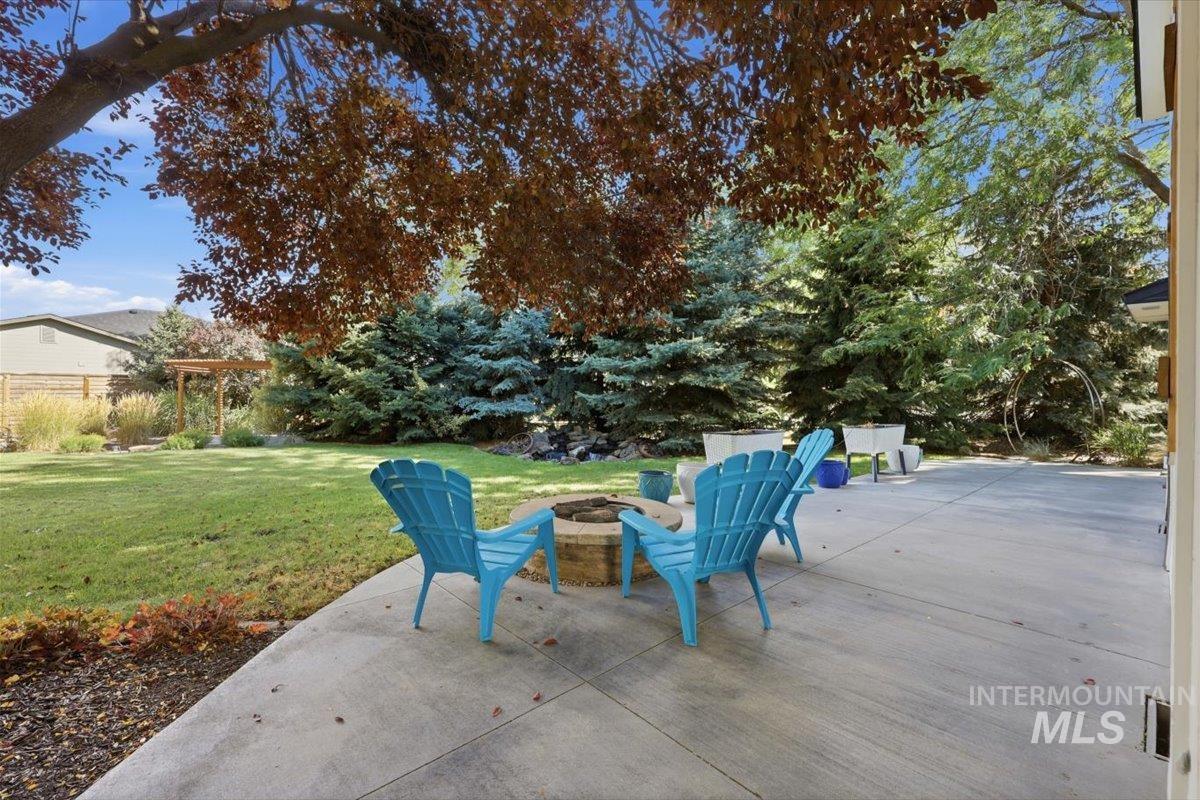 948 E Monarch St, Eagle, Idaho 83616, 4 Bedrooms, 3 Bathrooms, Residential For Sale, Price $949,000, 98998808