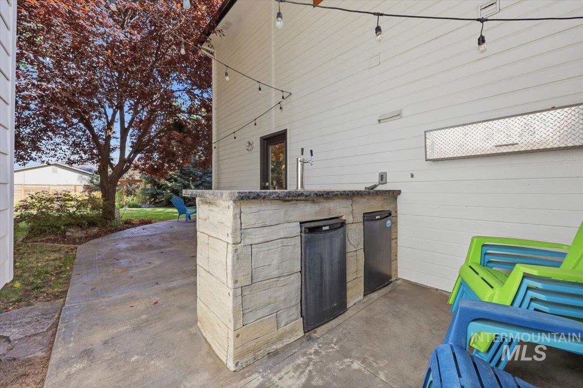 948 E Monarch St, Eagle, Idaho 83616, 4 Bedrooms, 3 Bathrooms, Residential For Sale, Price $949,000, 98998808